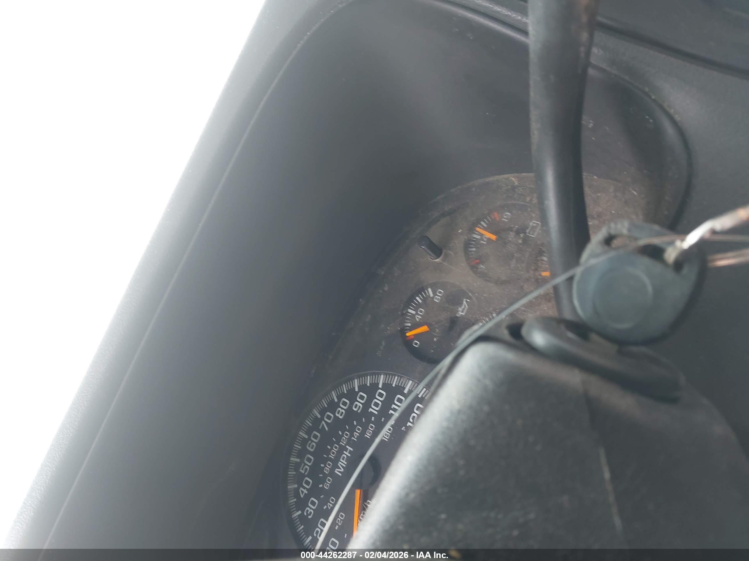 GMC SIERRA image 11