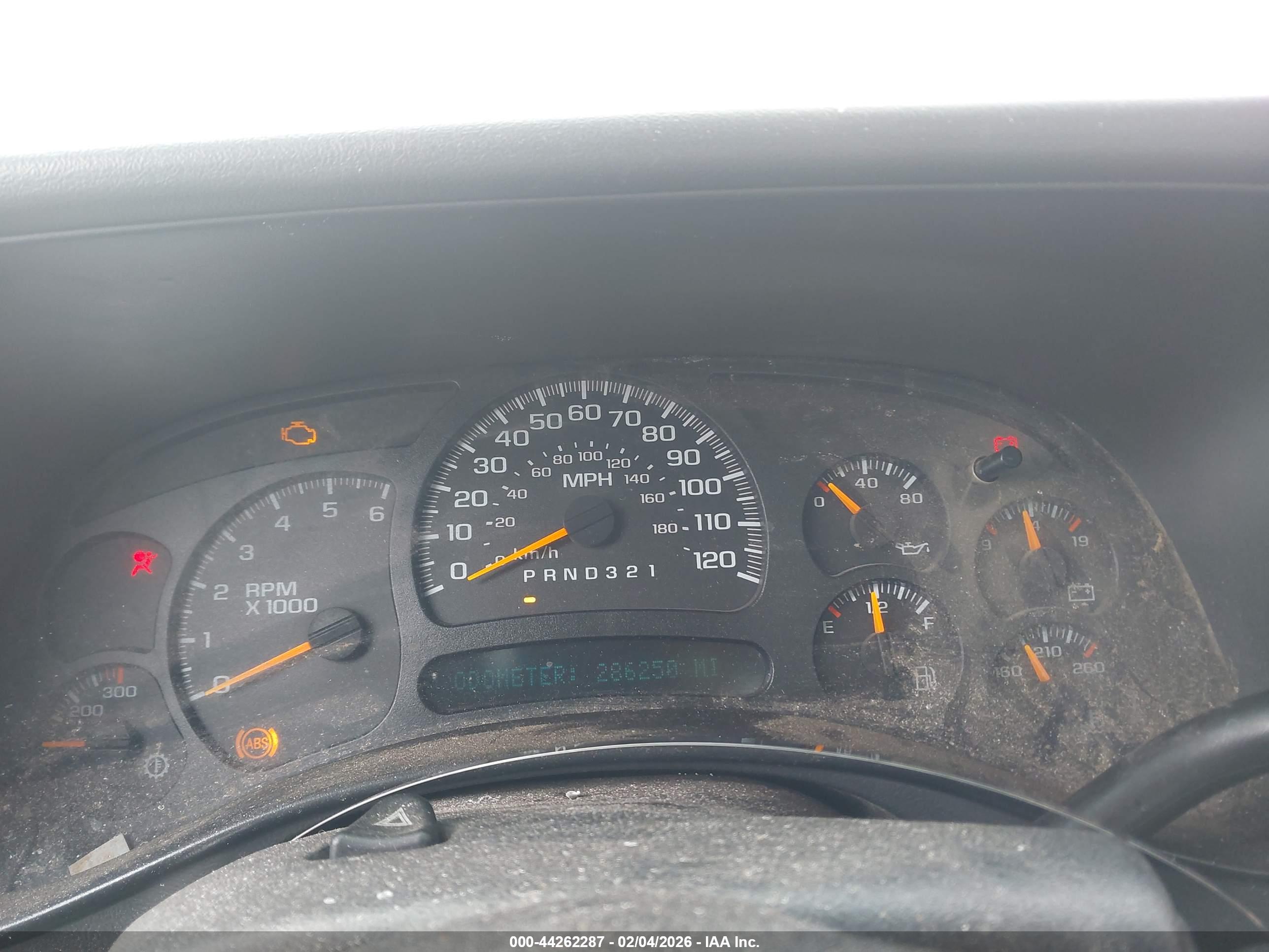 GMC SIERRA image 7