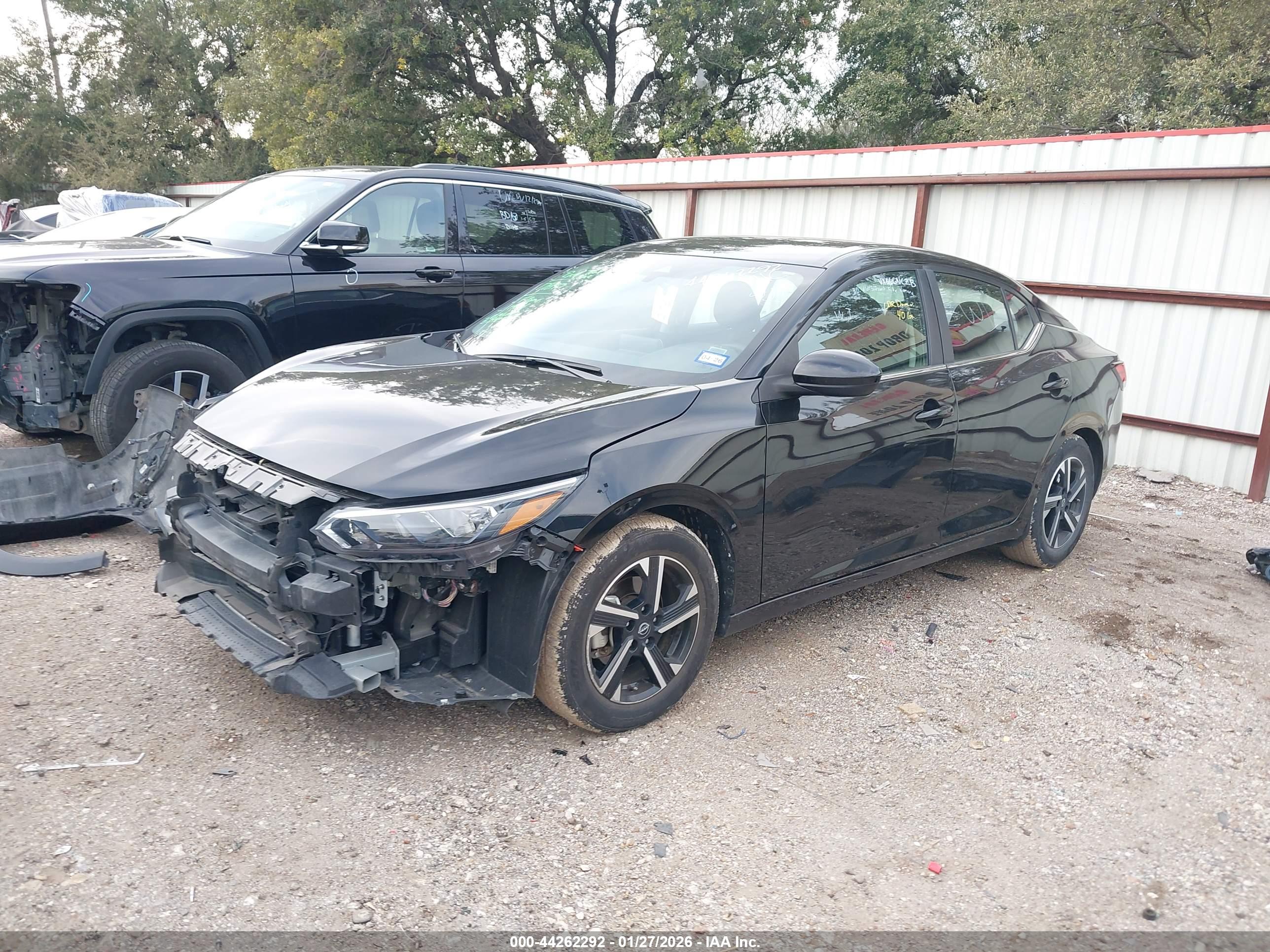 NISSAN SENTRA image 2