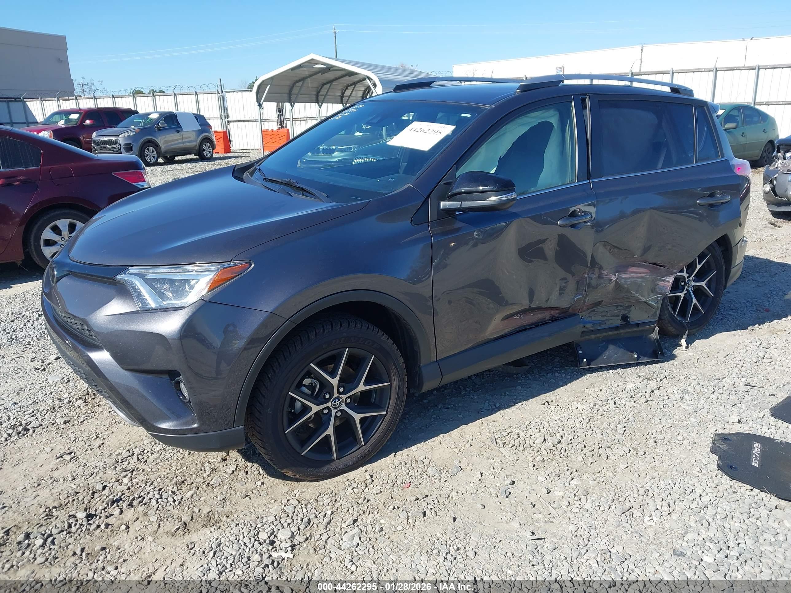 TOYOTA RAV4 image 2