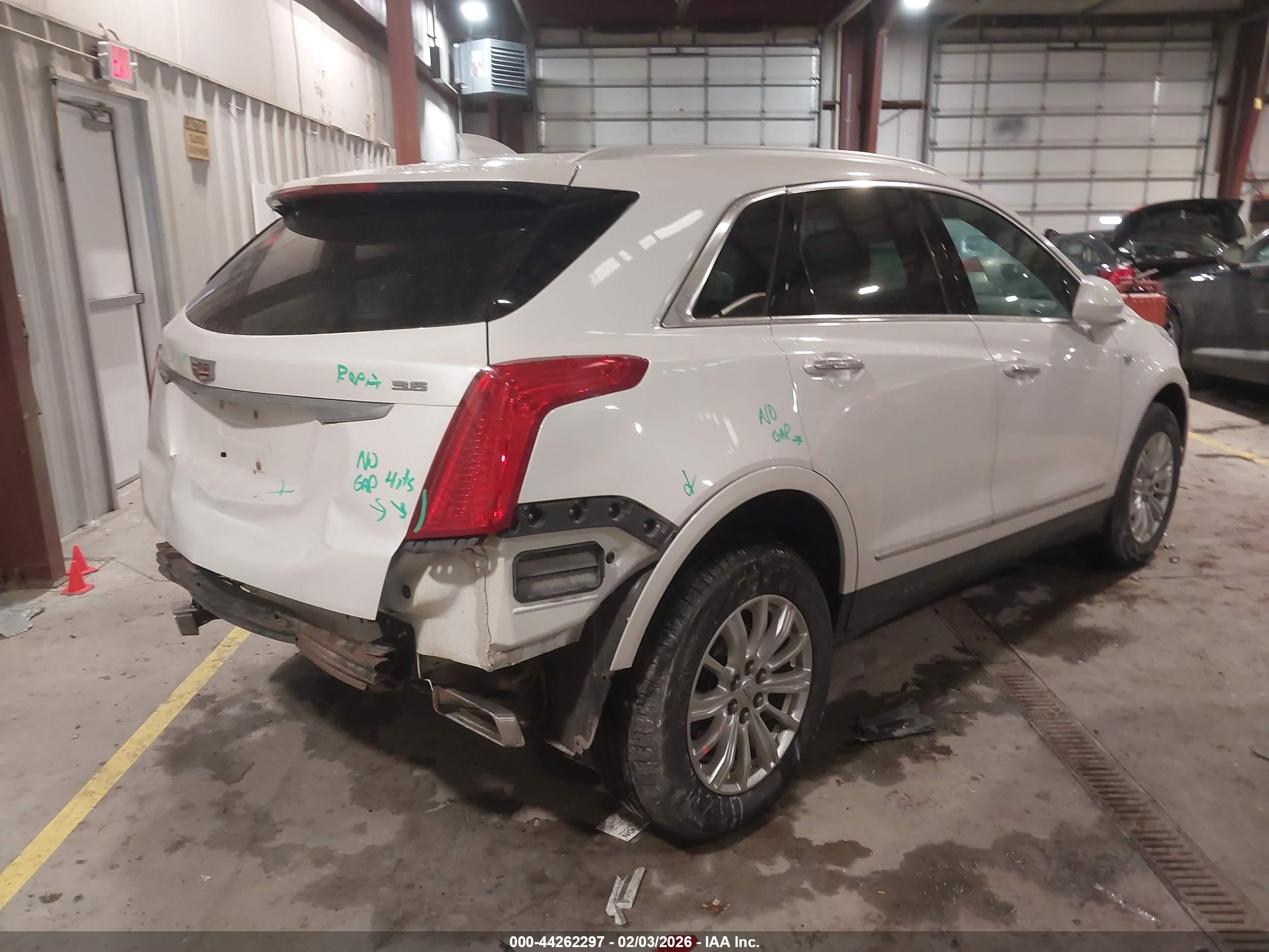 CADILLAC XT5 image 4