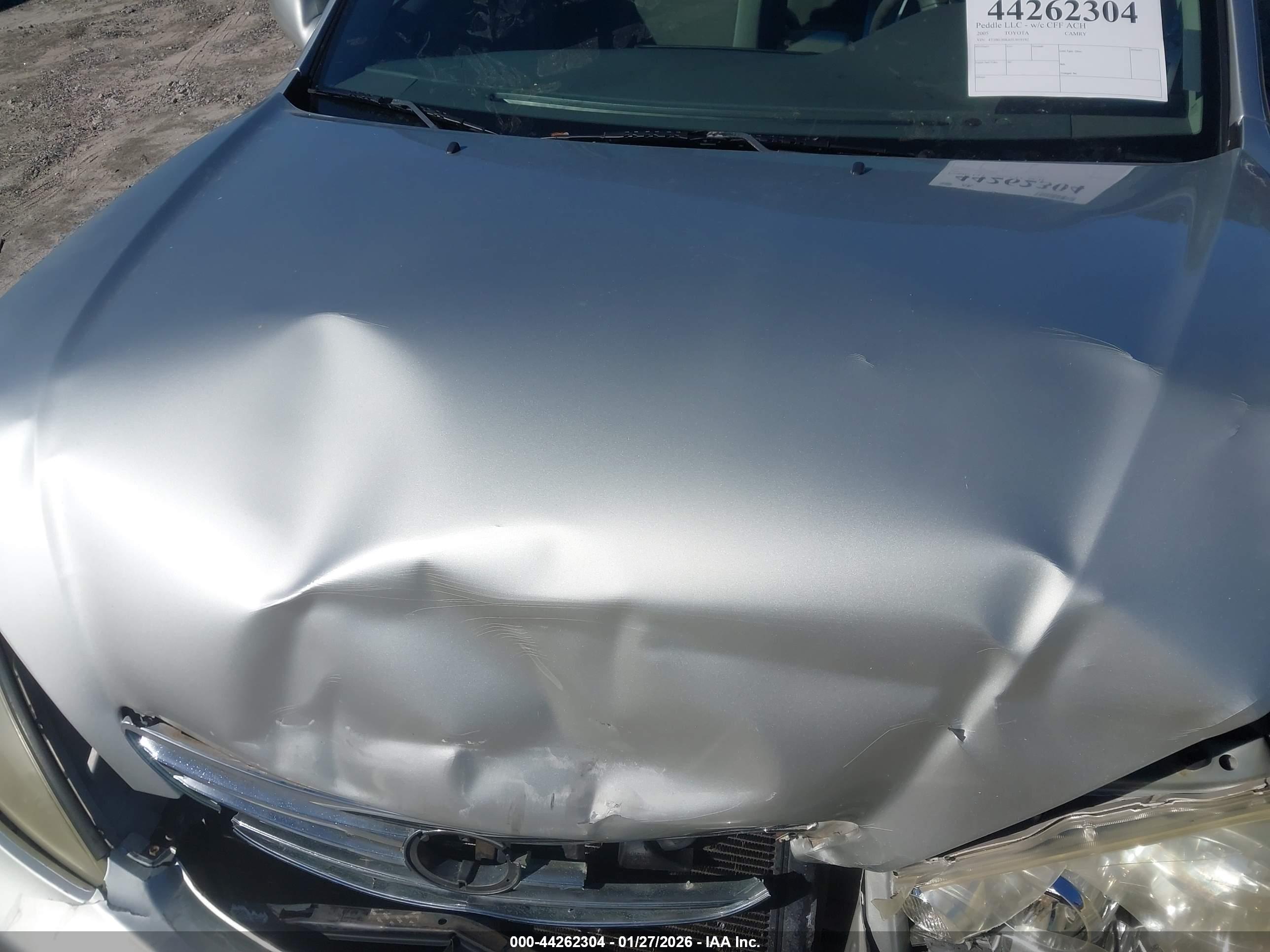 TOYOTA CAMRY image 10