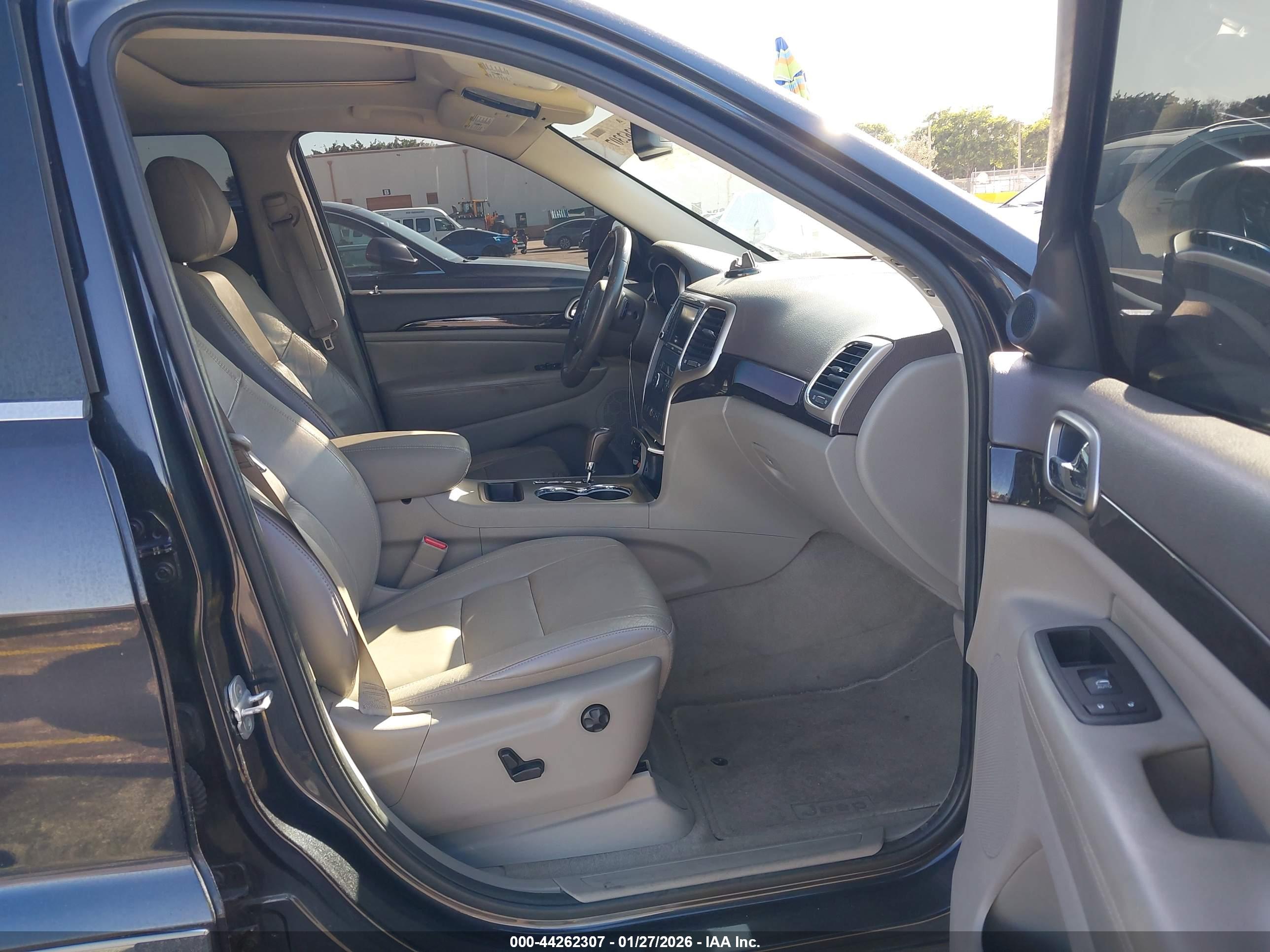 JEEP GRAND image 5
