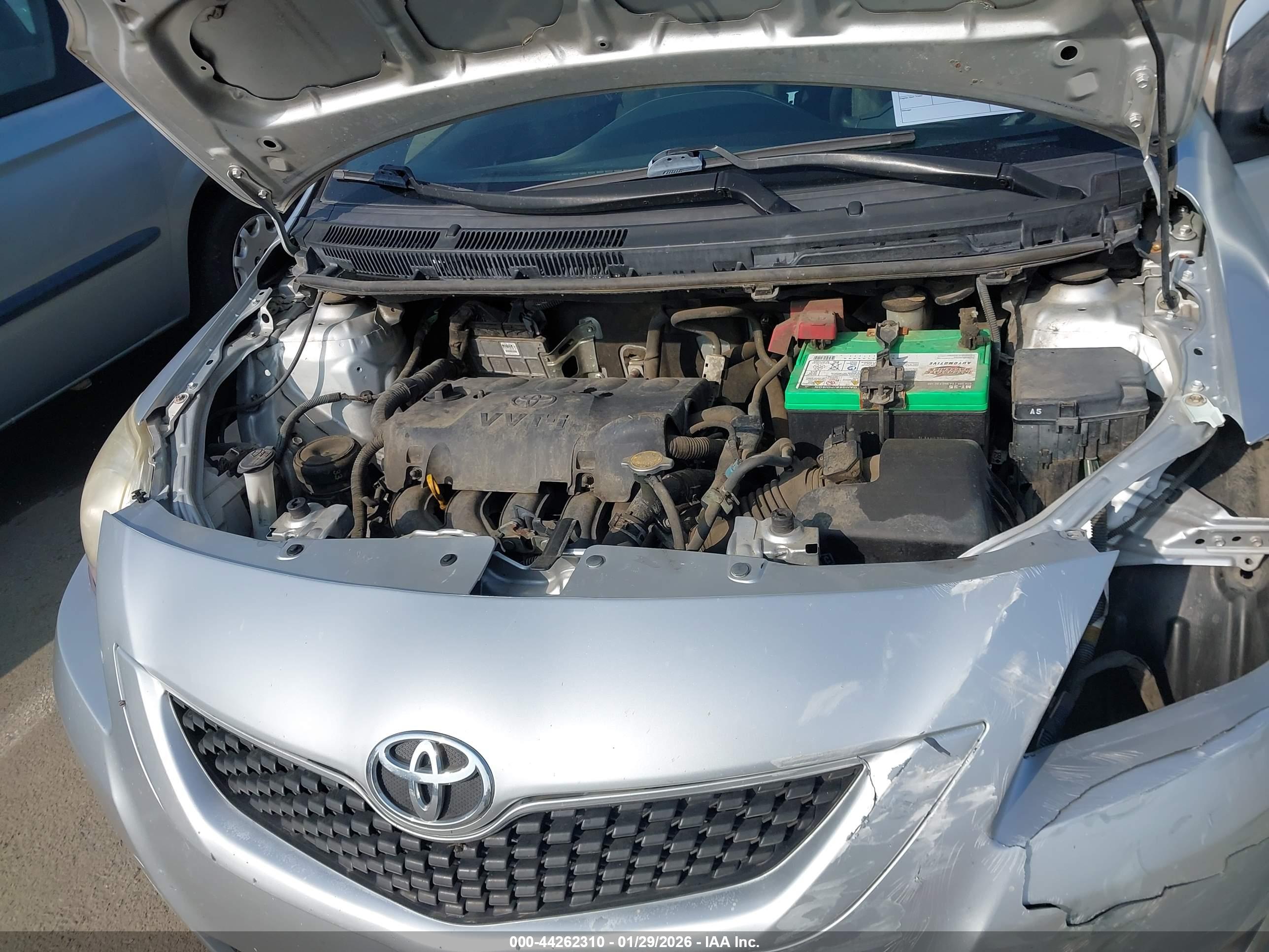 TOYOTA YARIS image 10