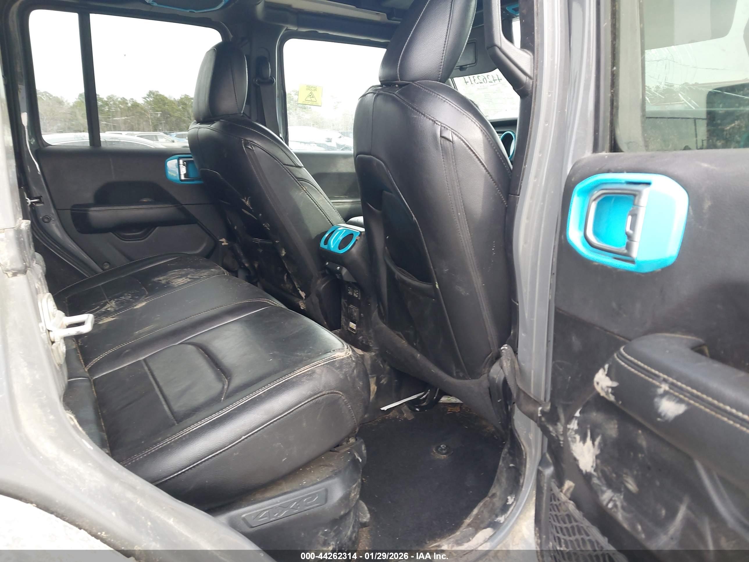 JEEP WRANGLER image 8