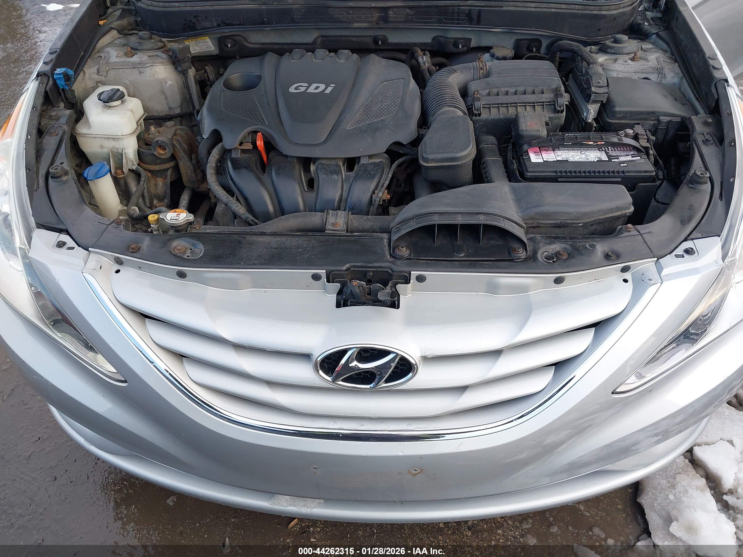 HYUNDAI SONATA image 10