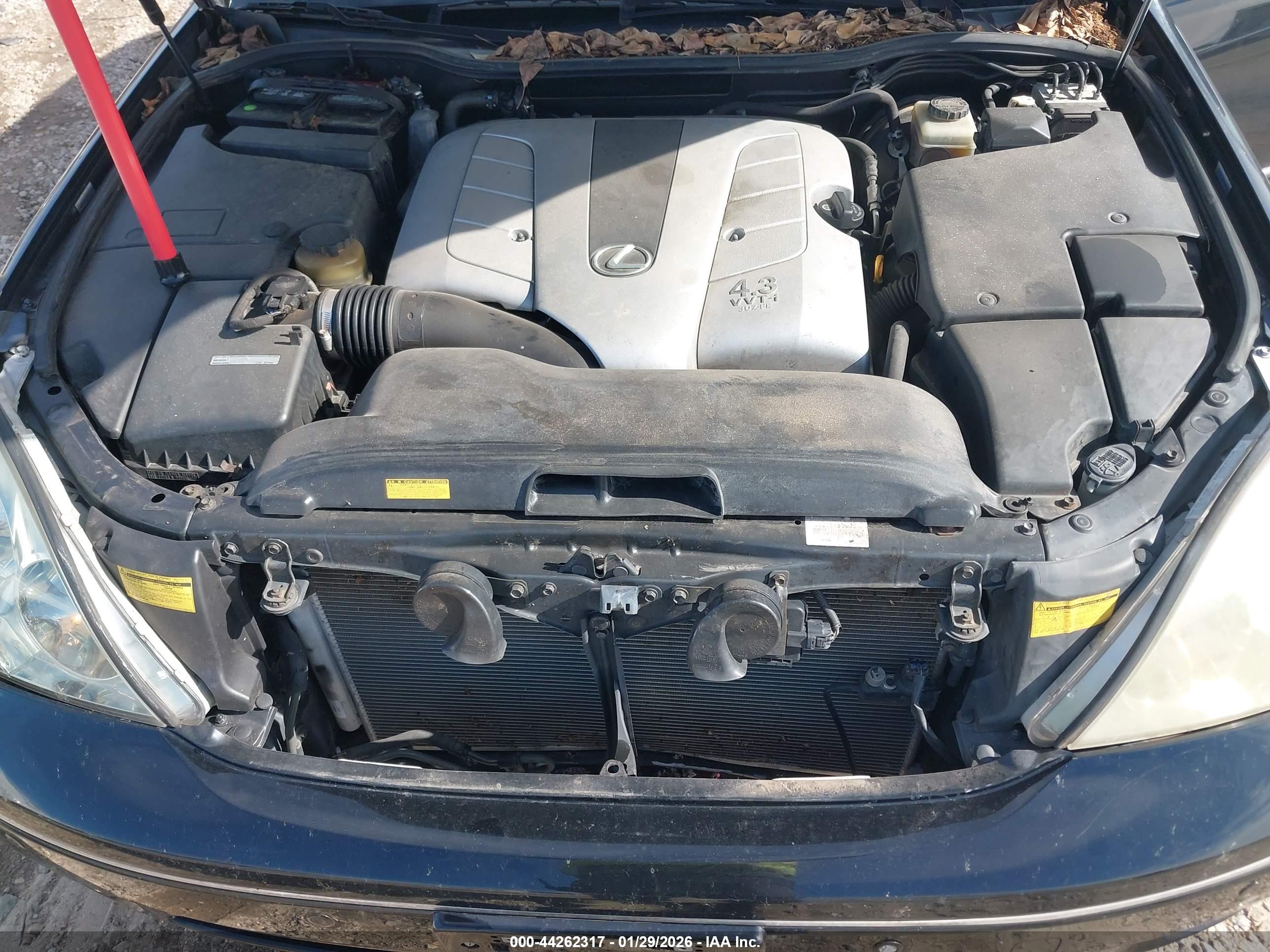 LEXUS LS image 10