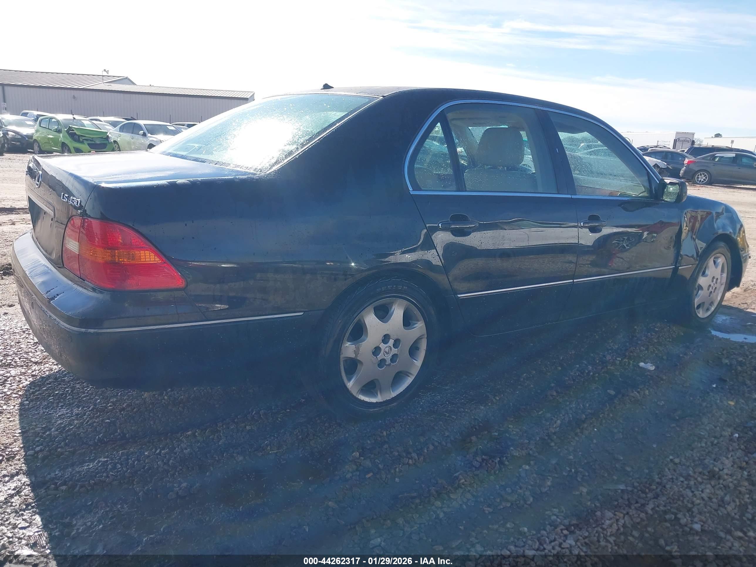 LEXUS LS image 4