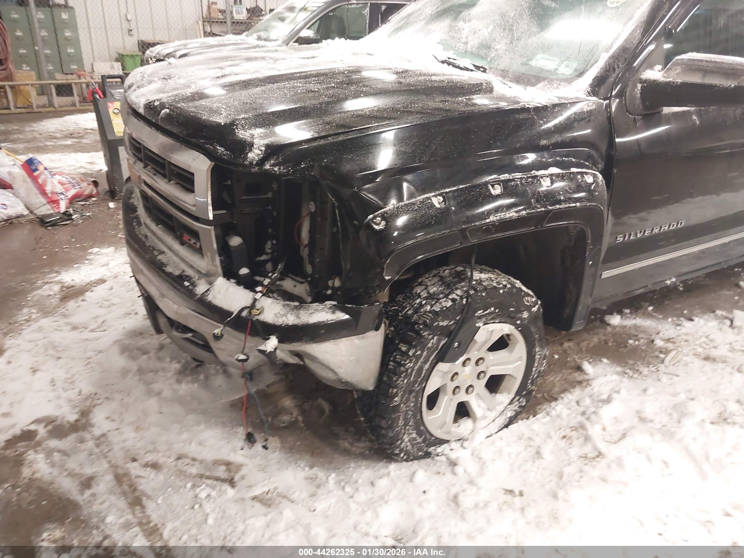 CHEVROLET SILVERADO image 6