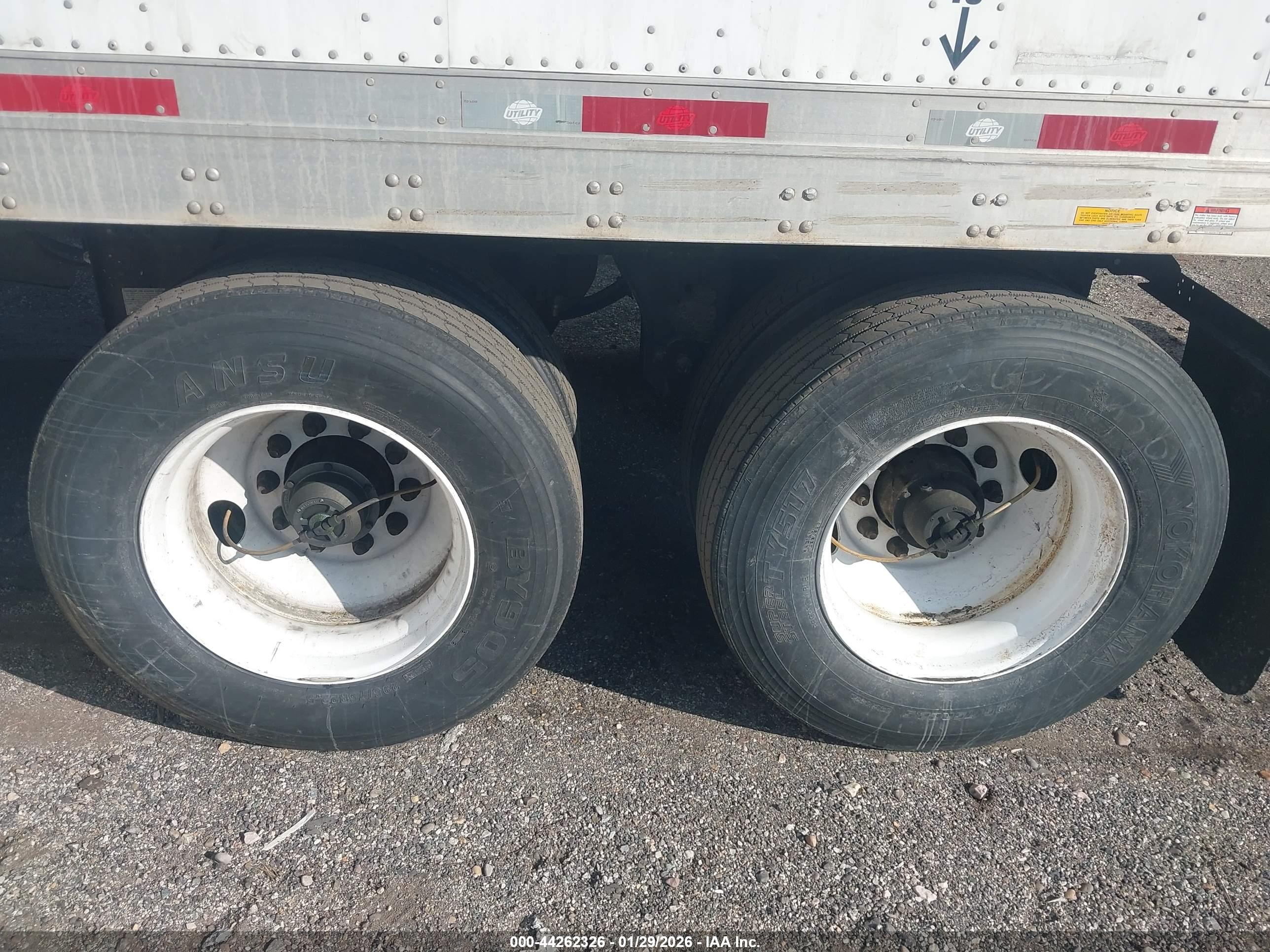UTILITY TRAILER image 7