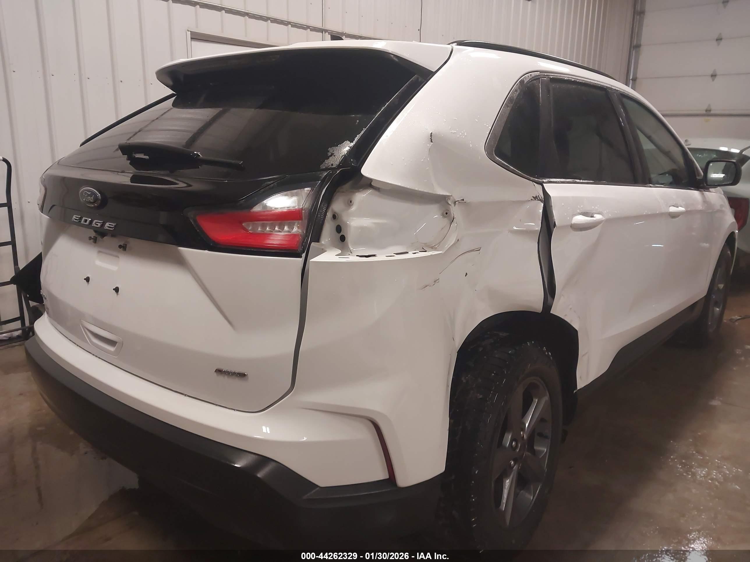 FORD EDGE image 6