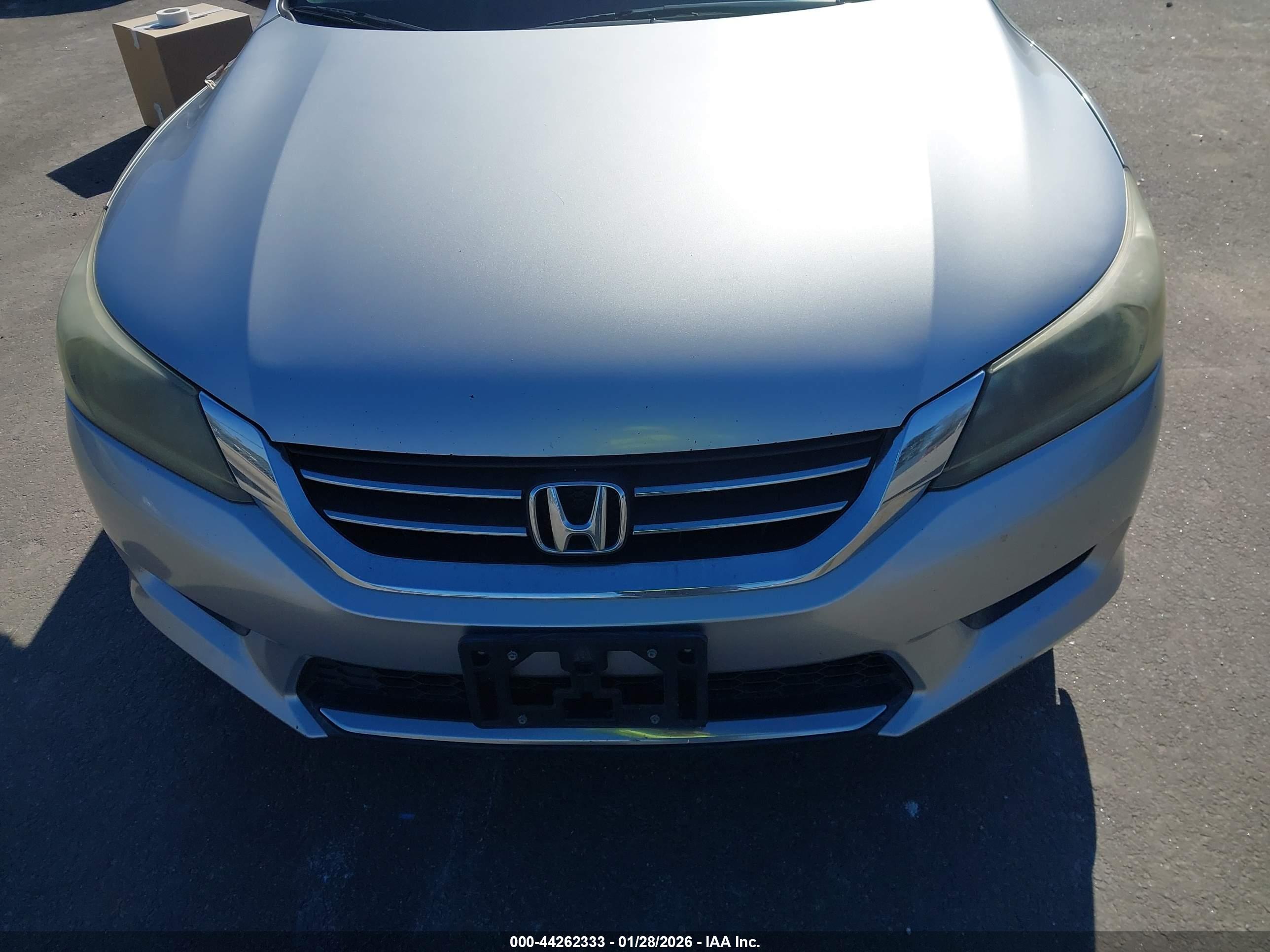 HONDA ACCORD image 6