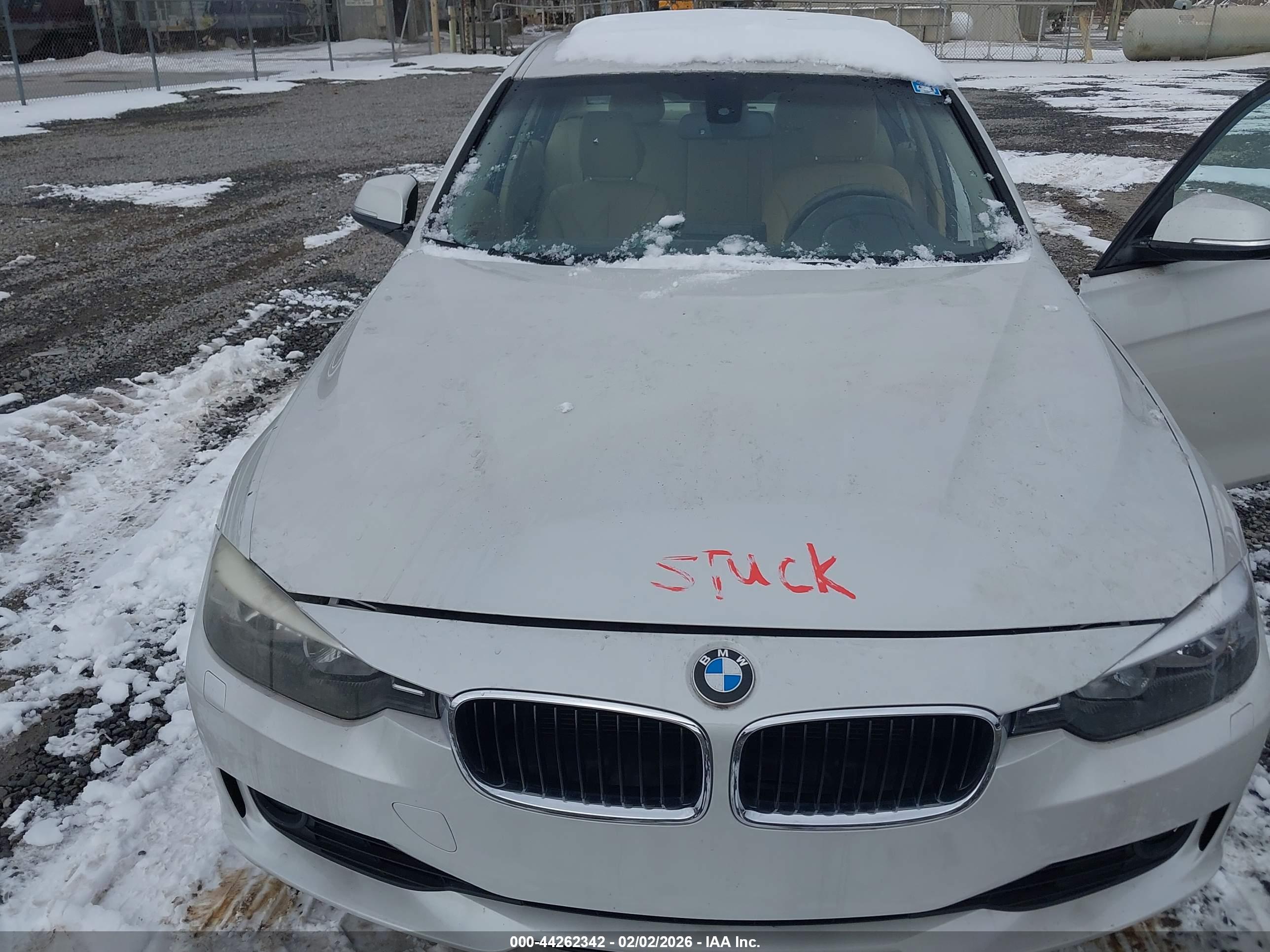 BMW 328I image 10