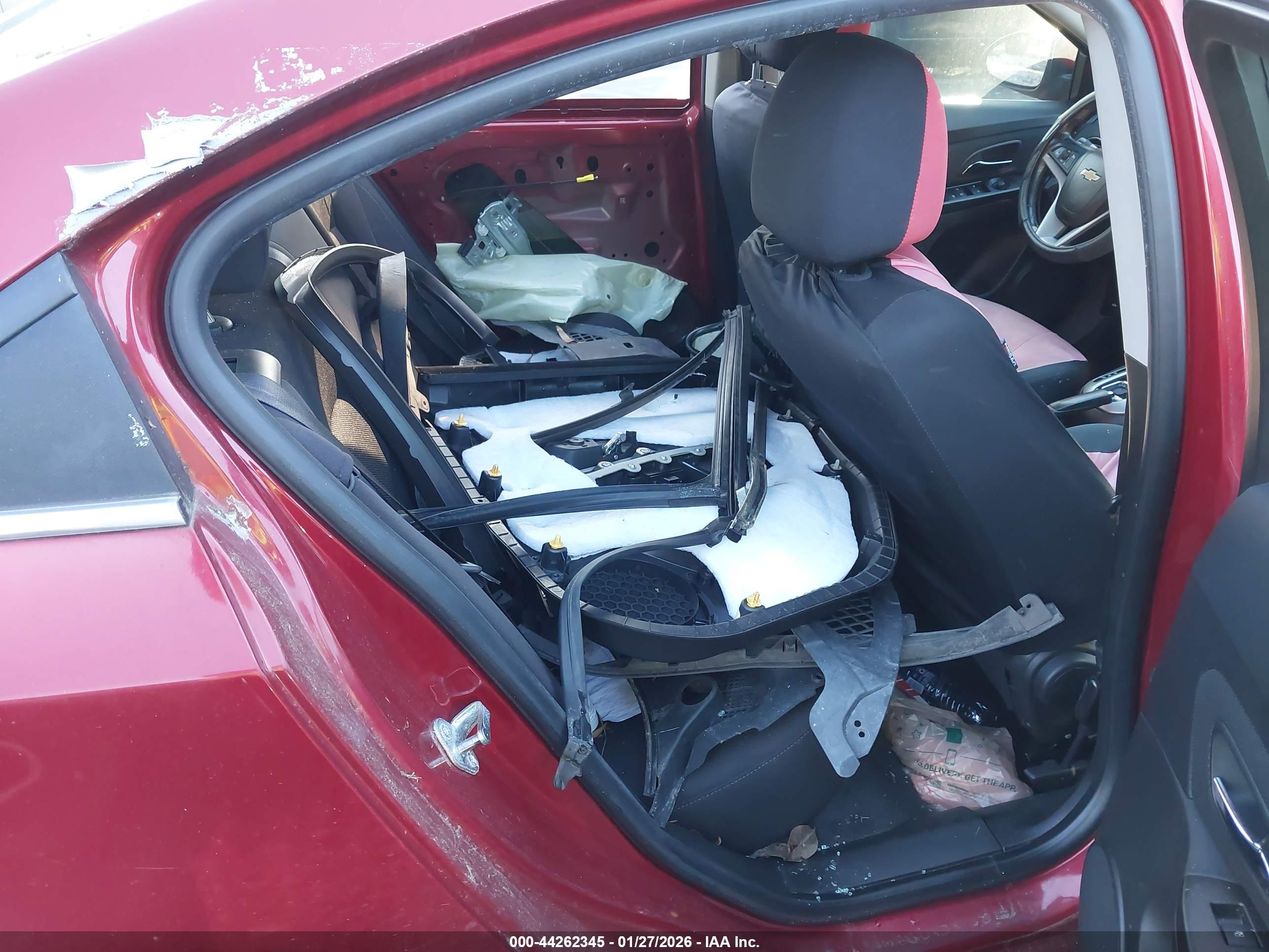 CHEVROLET CRUZE image 8