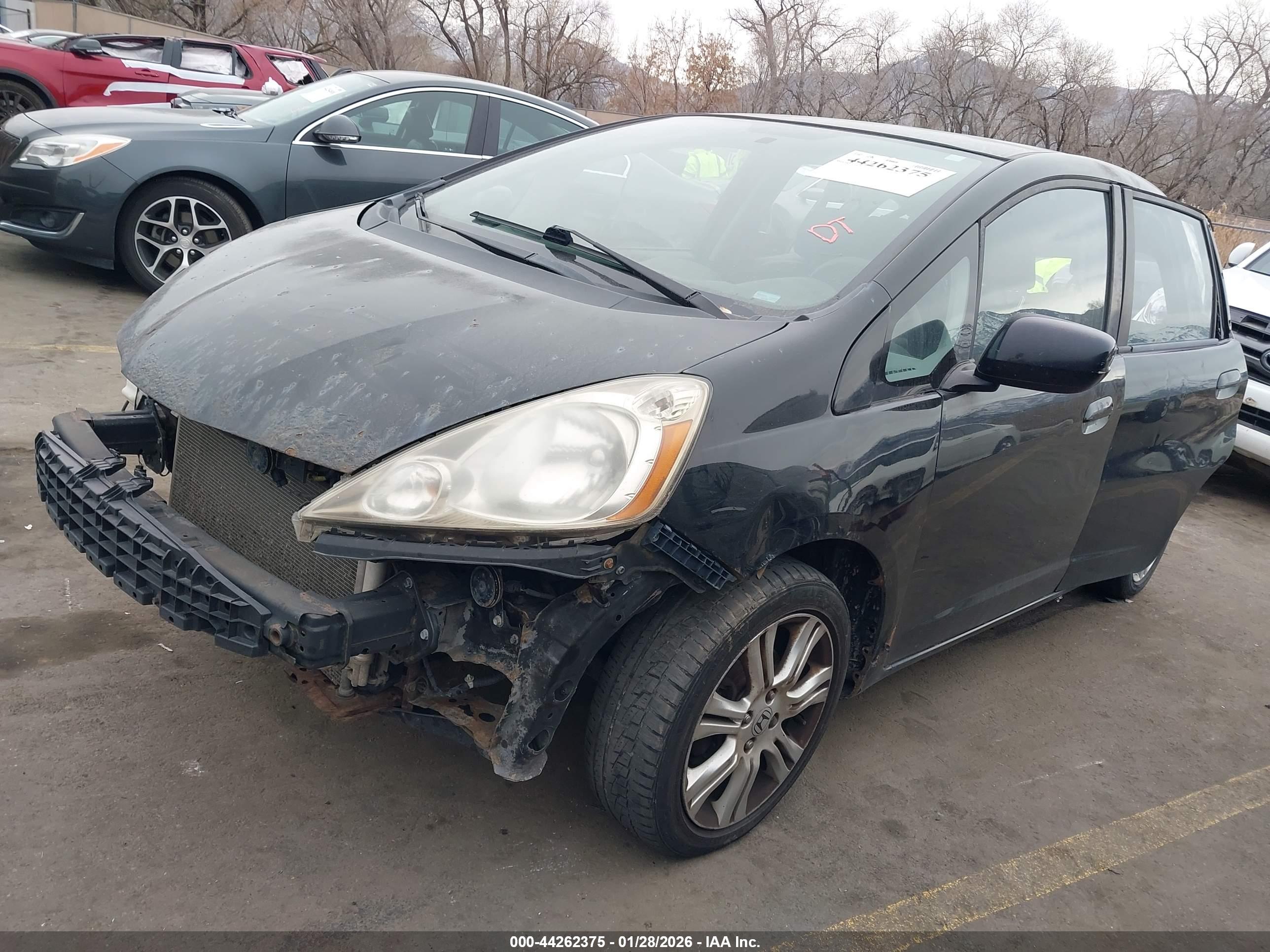 HONDA FIT image 2
