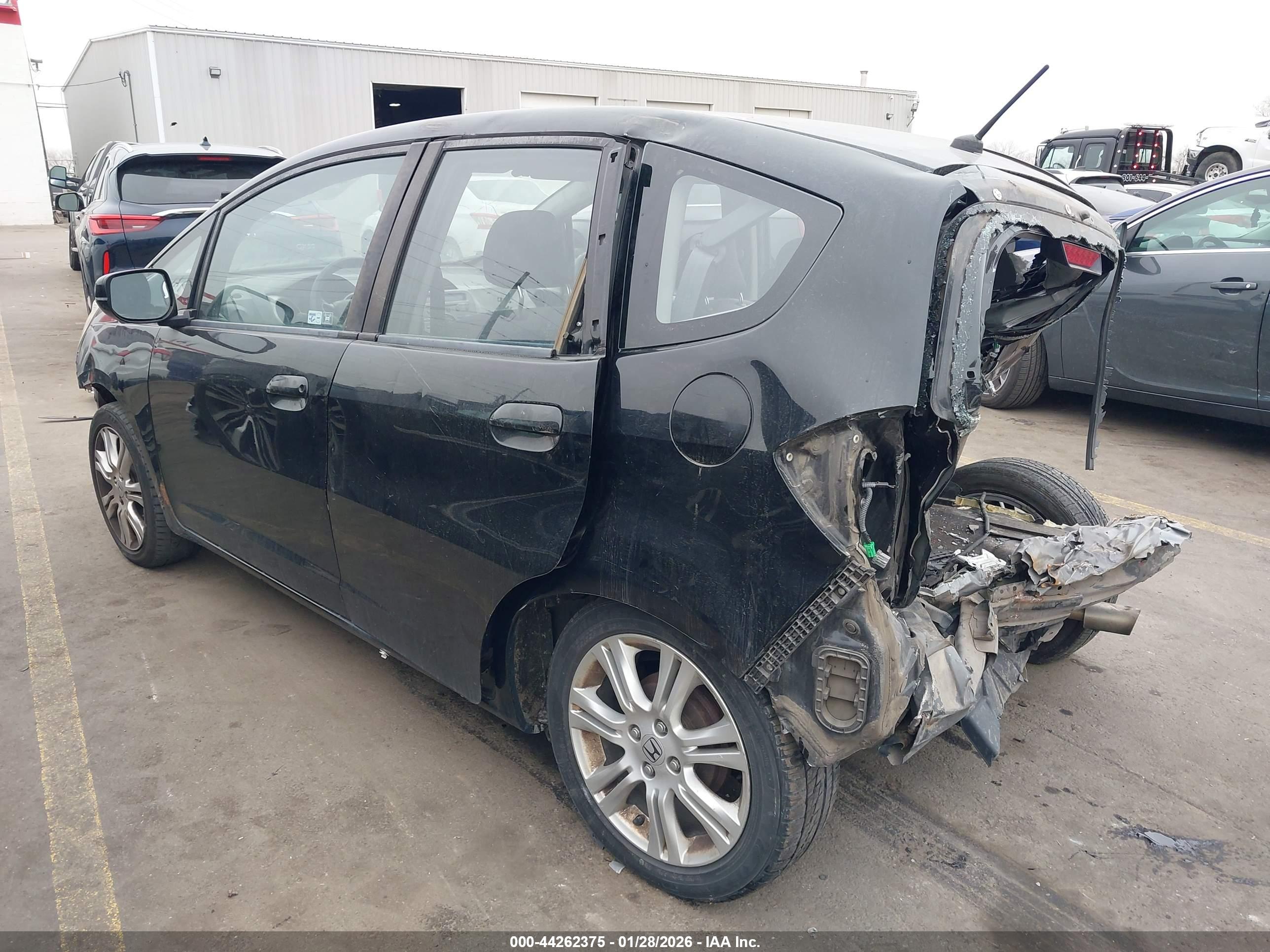 HONDA FIT image 3