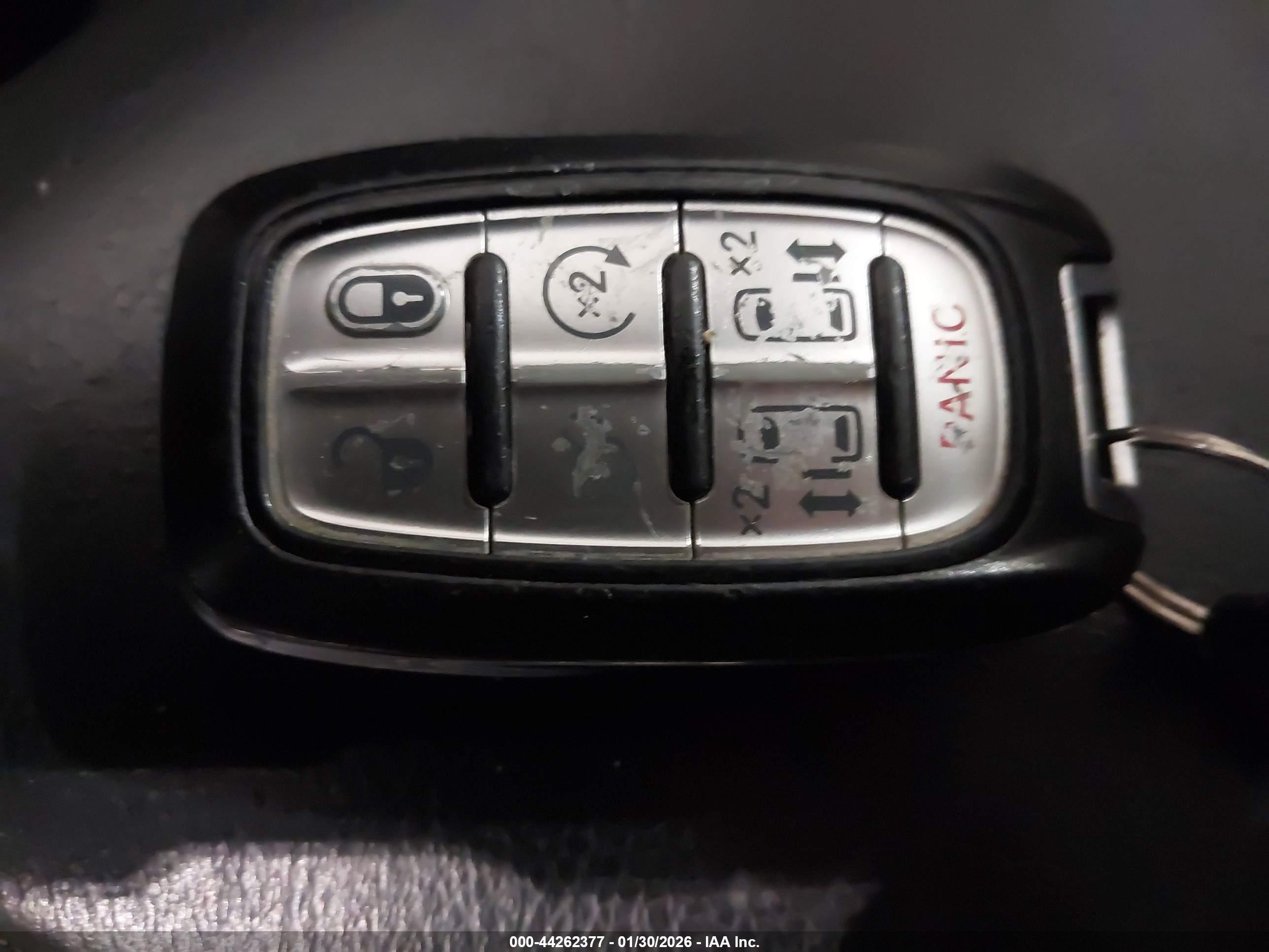 CHRYSLER PACIFICA image 11