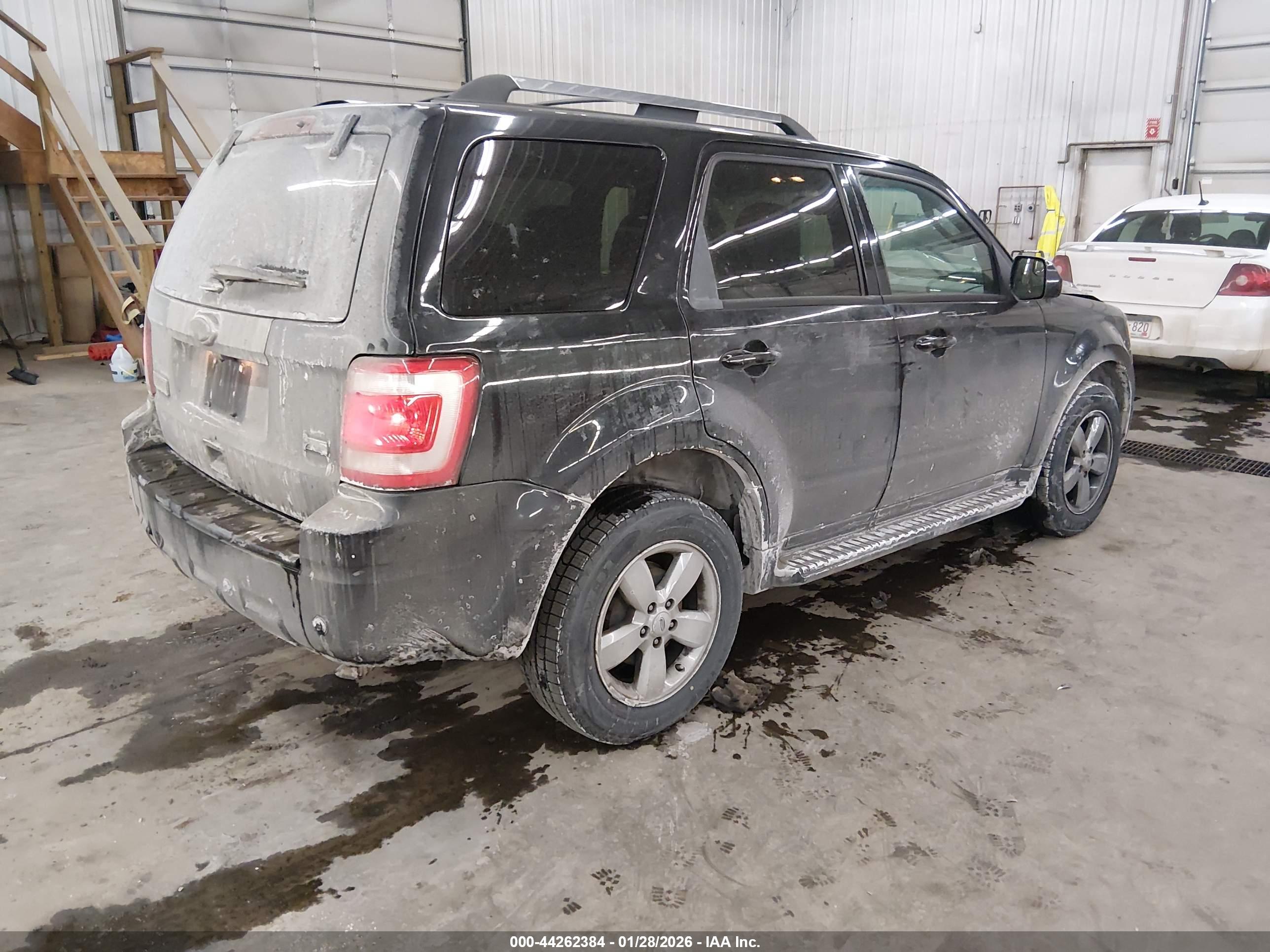 FORD ESCAPE image 4