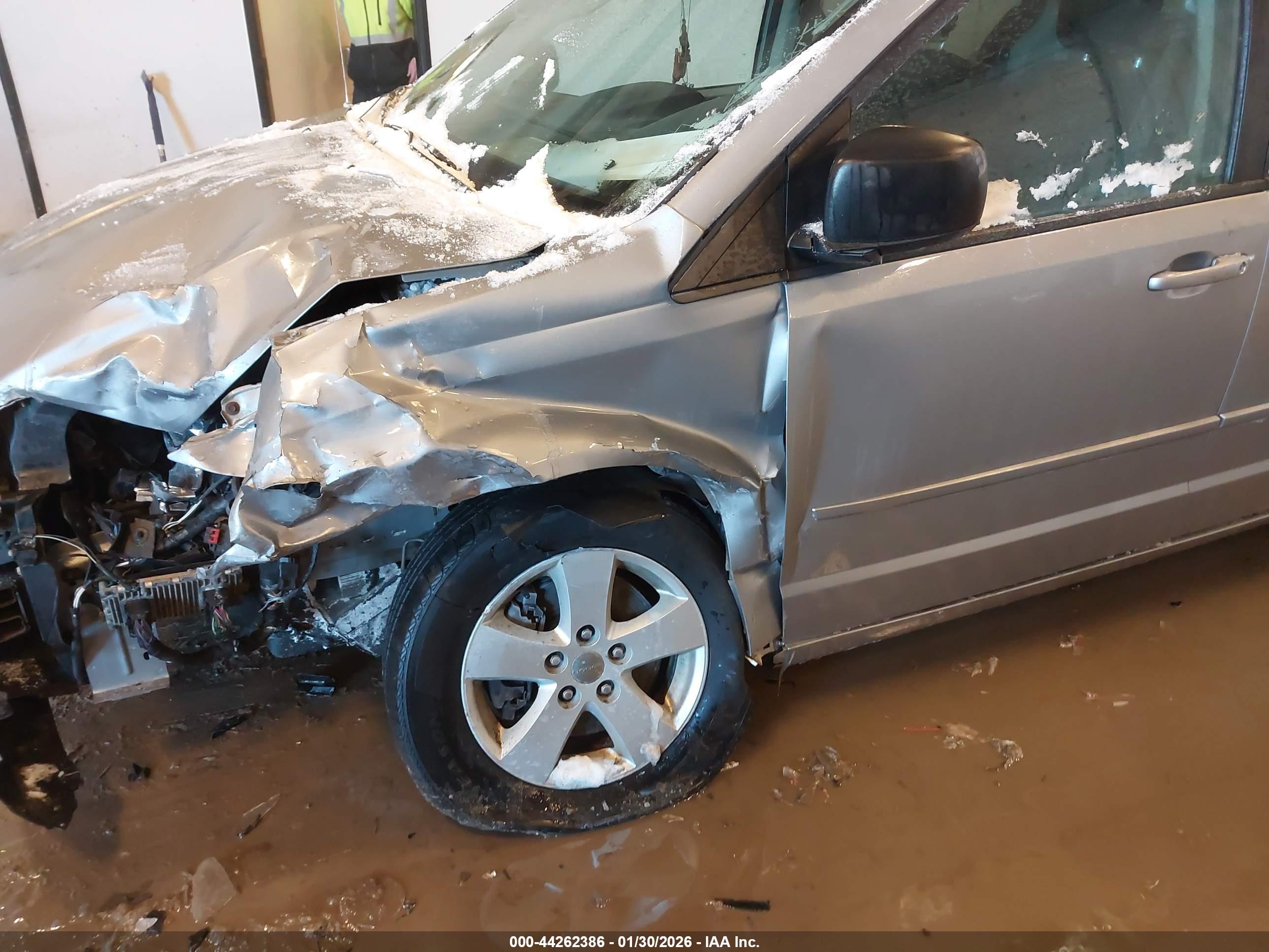 DODGE GRAND image 6
