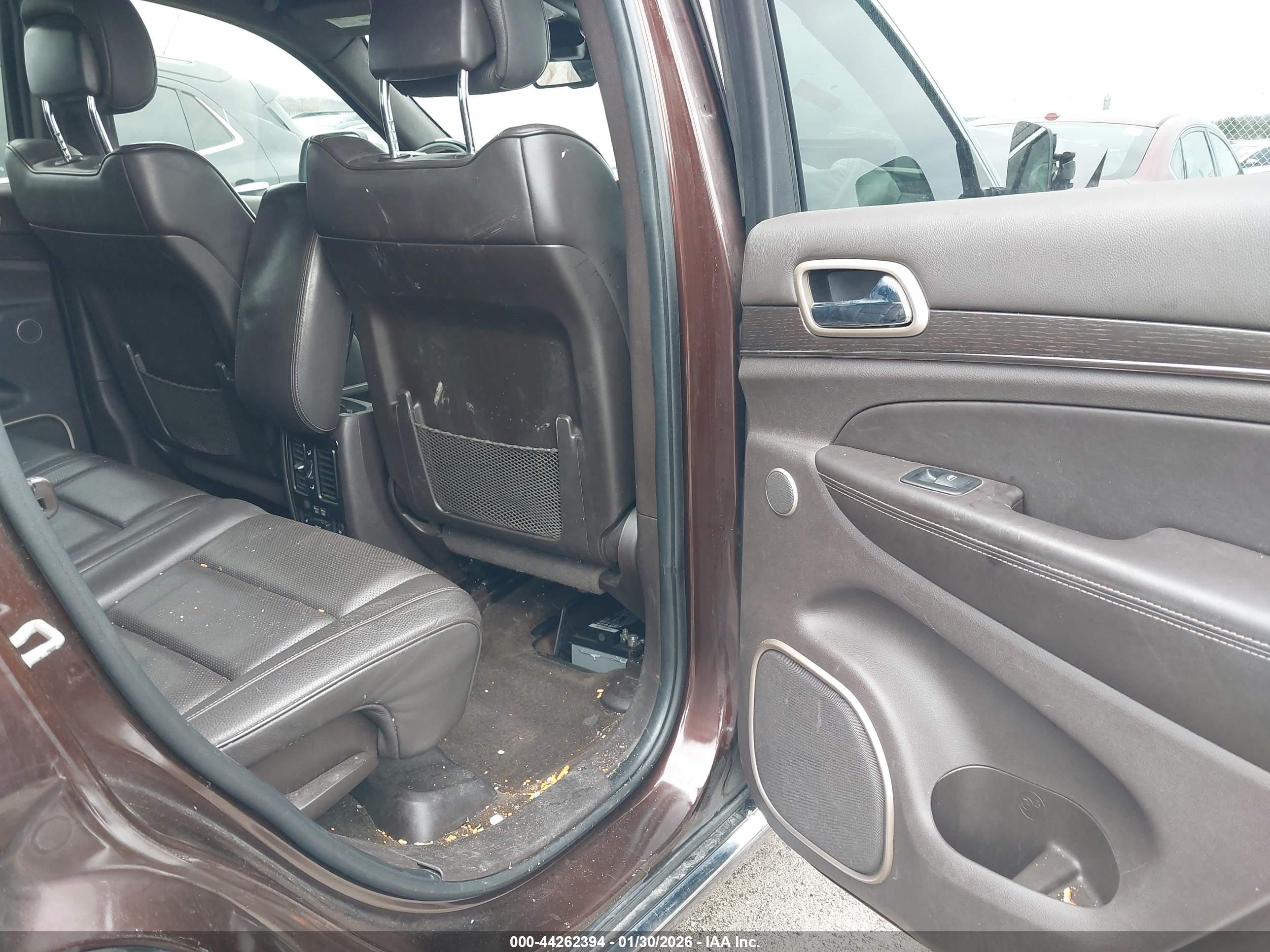 JEEP GRAND image 8