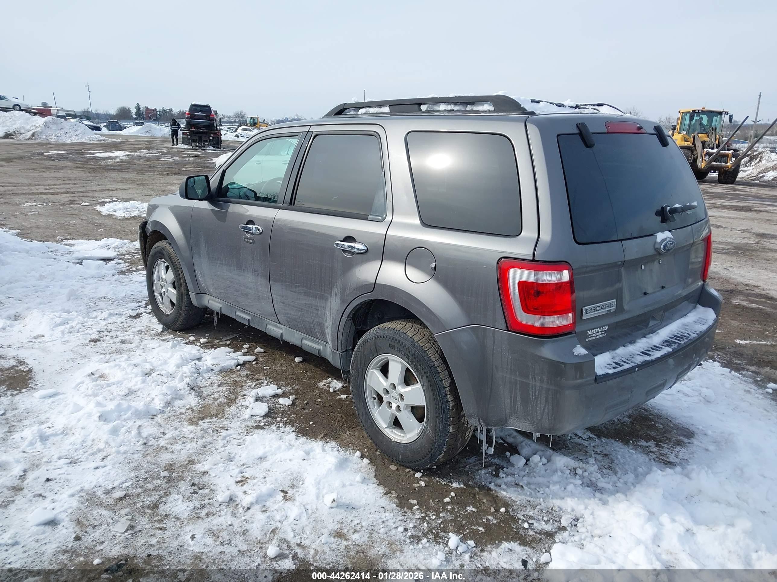FORD ESCAPE image 3
