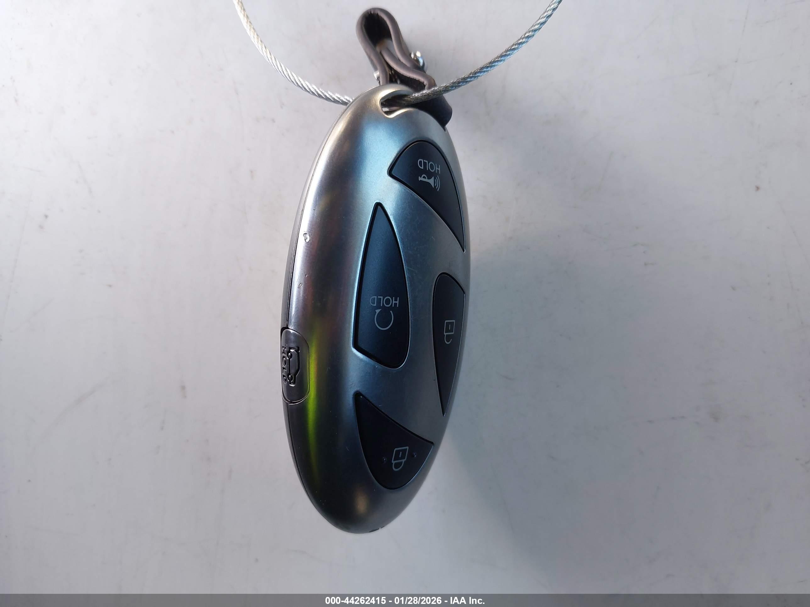HYUNDAI SANTA image 11