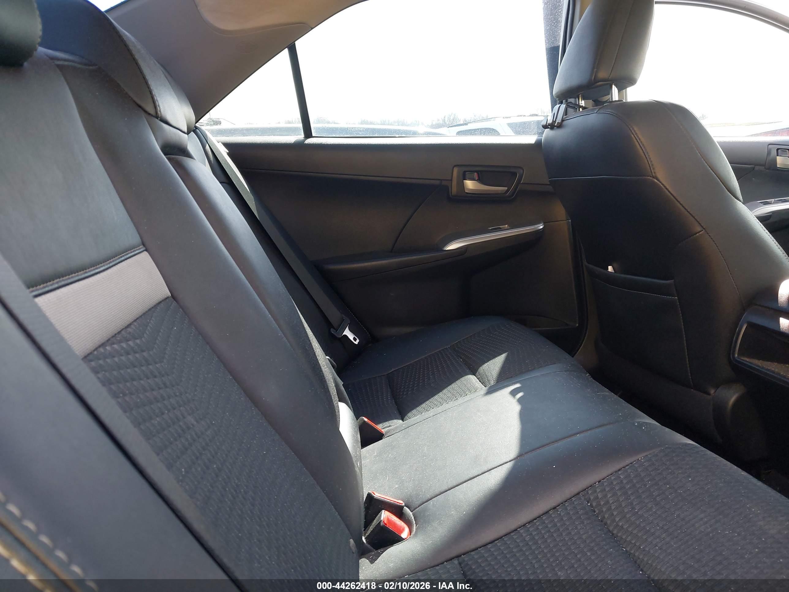 TOYOTA CAMRY image 8