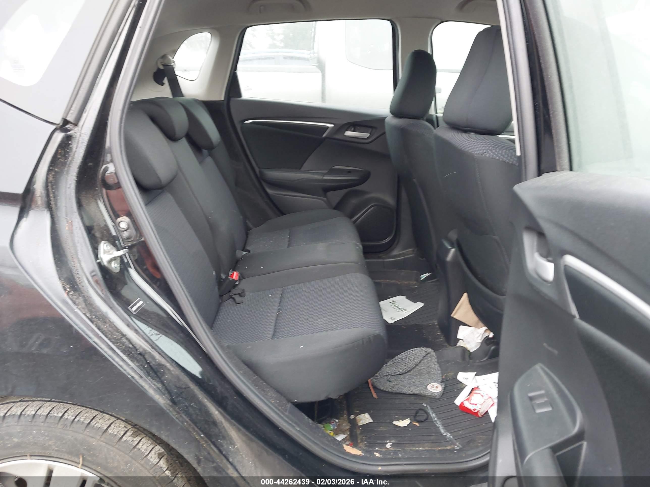 HONDA FIT image 8