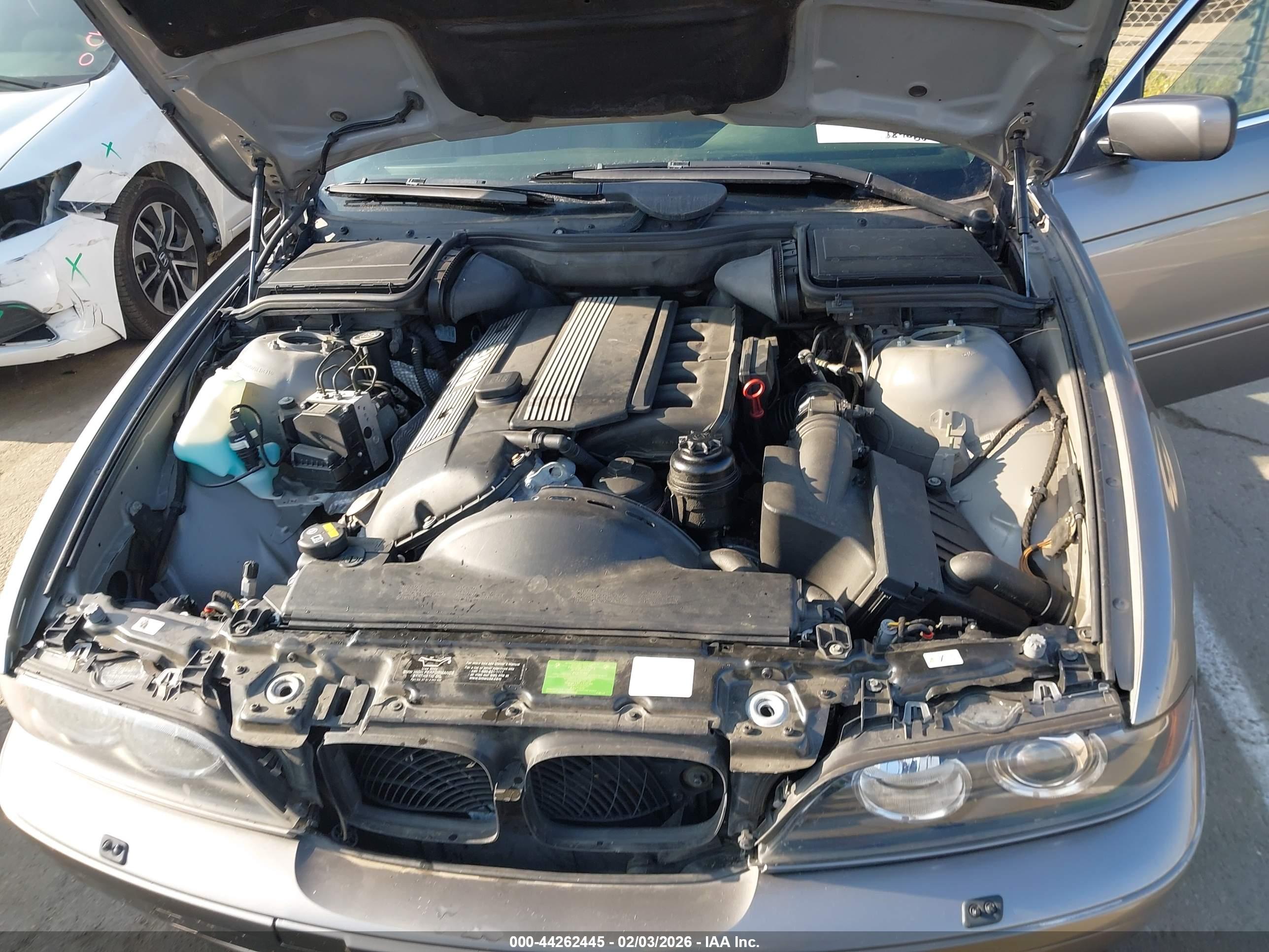 BMW 525ITA image 10