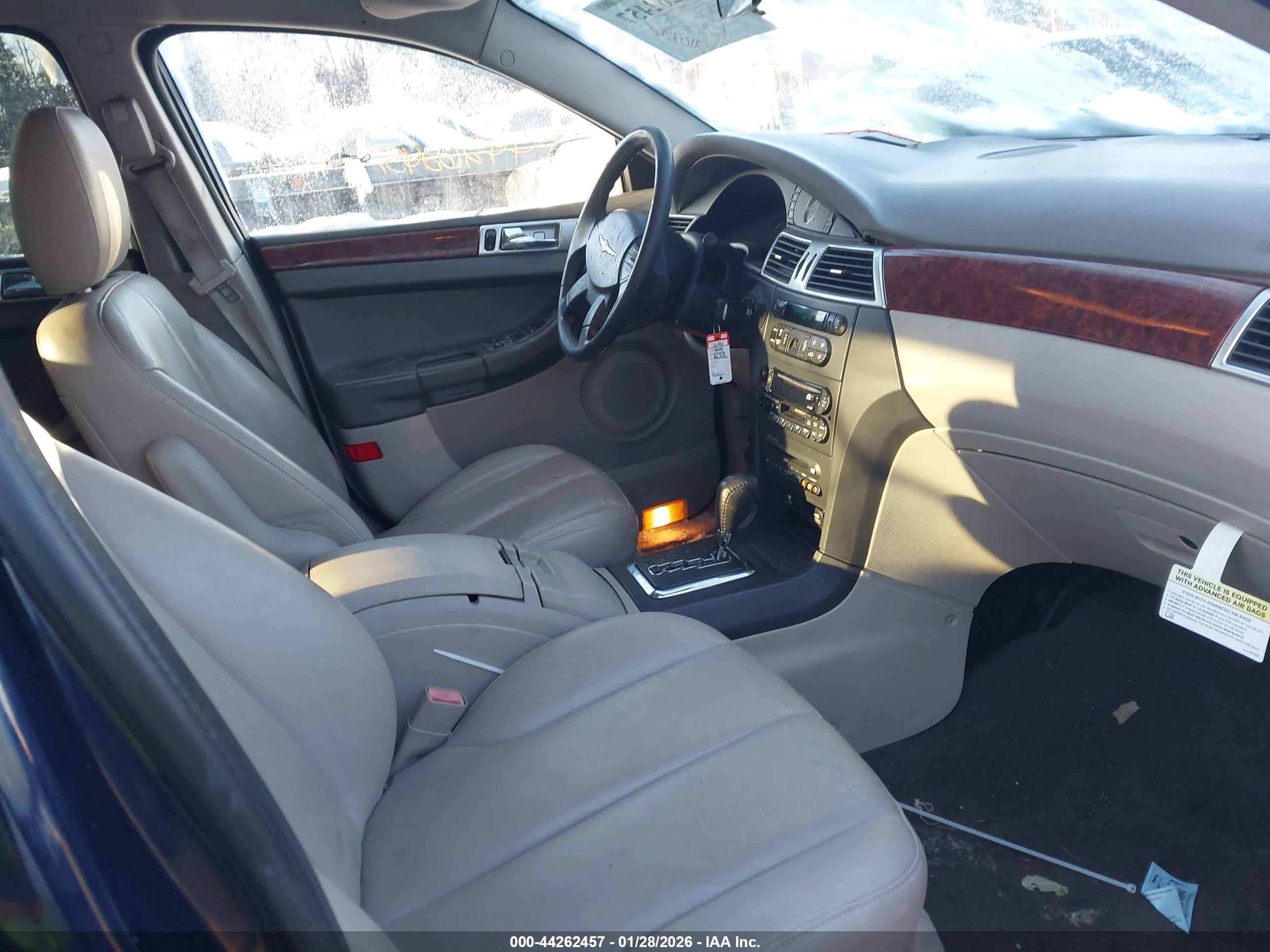 CHRYSLER PACIFICA image 5
