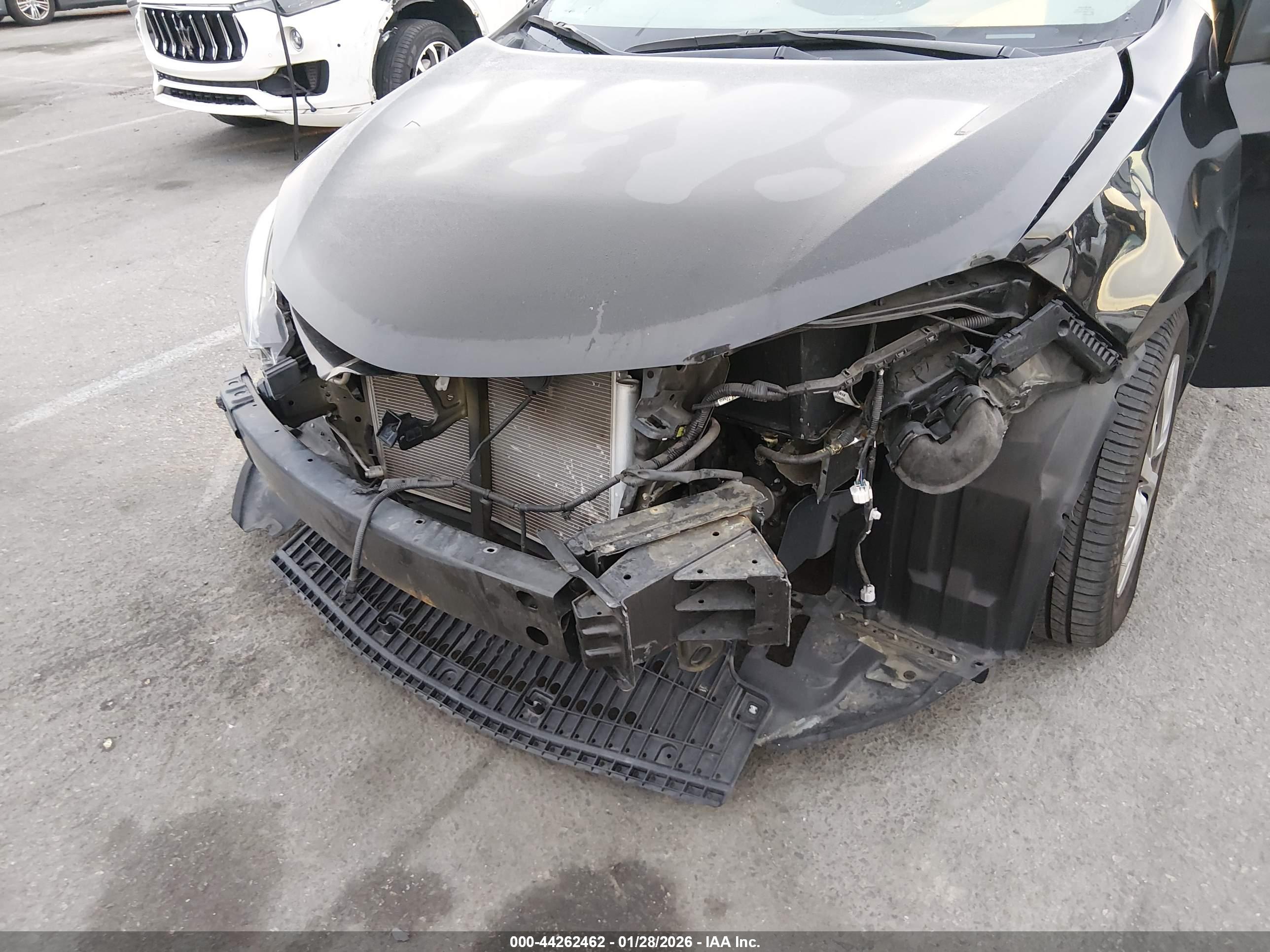 TOYOTA COROLLA image 6