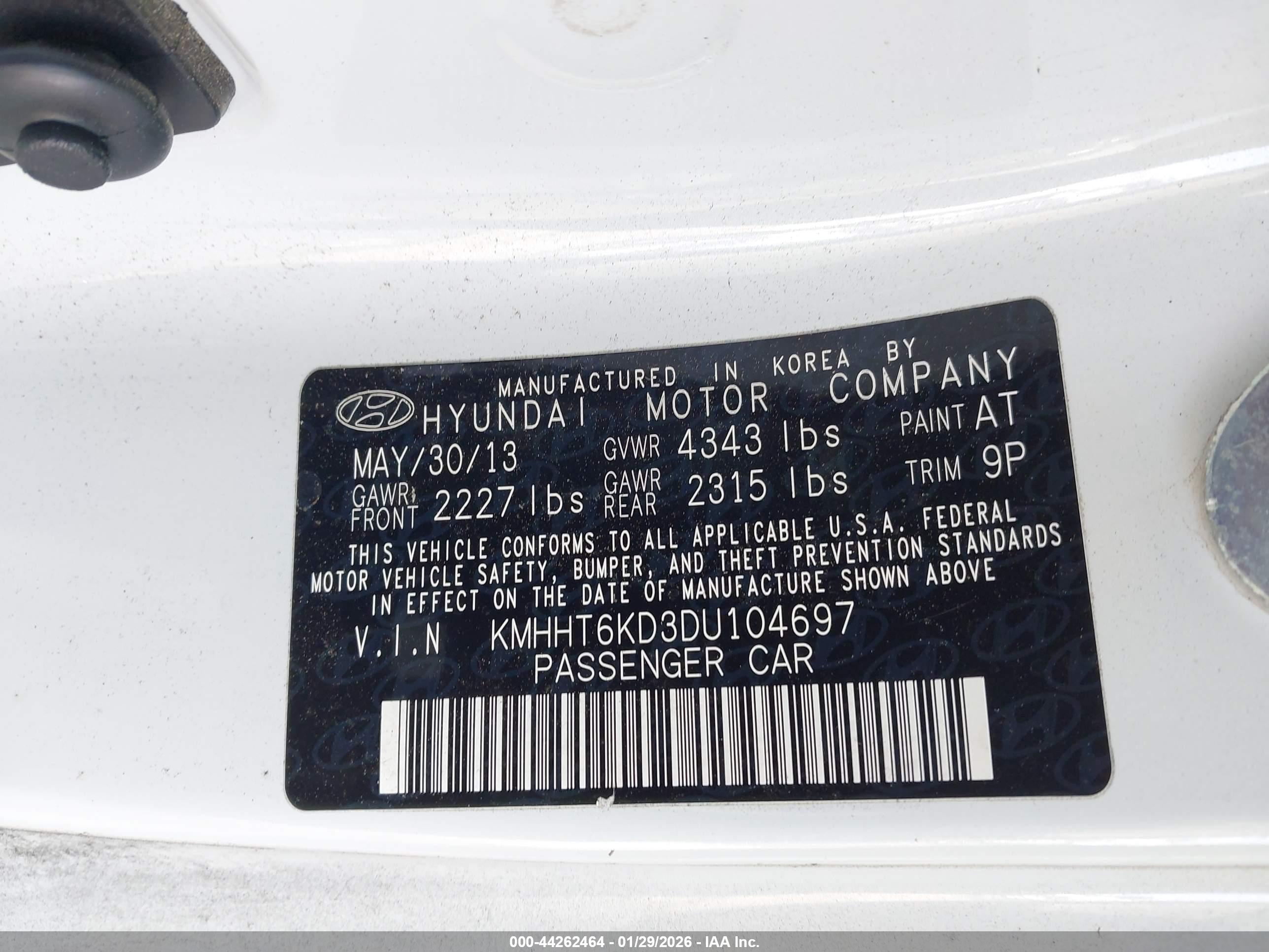 HYUNDAI GENESIS image 9