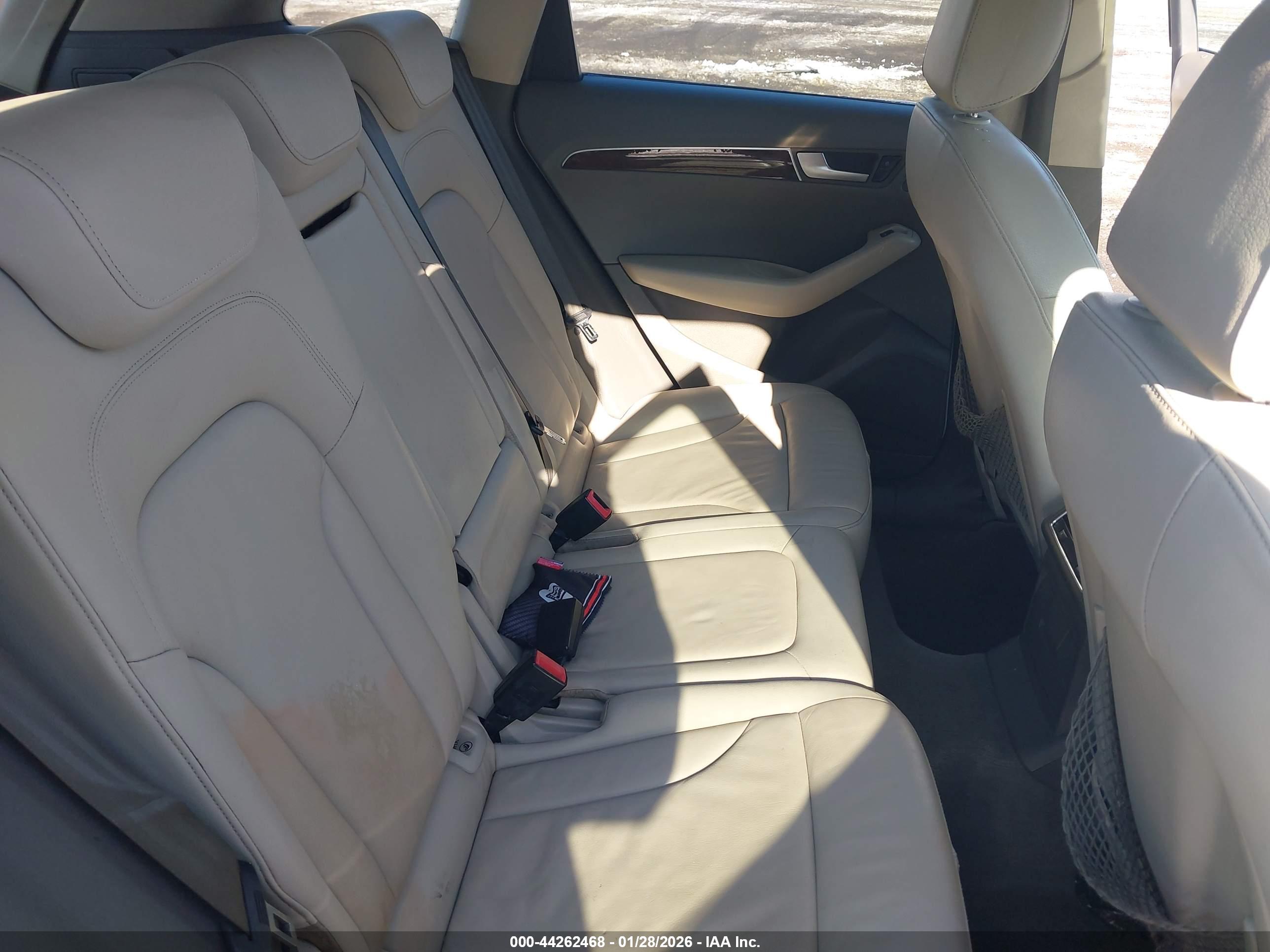 AUDI Q5 image 8