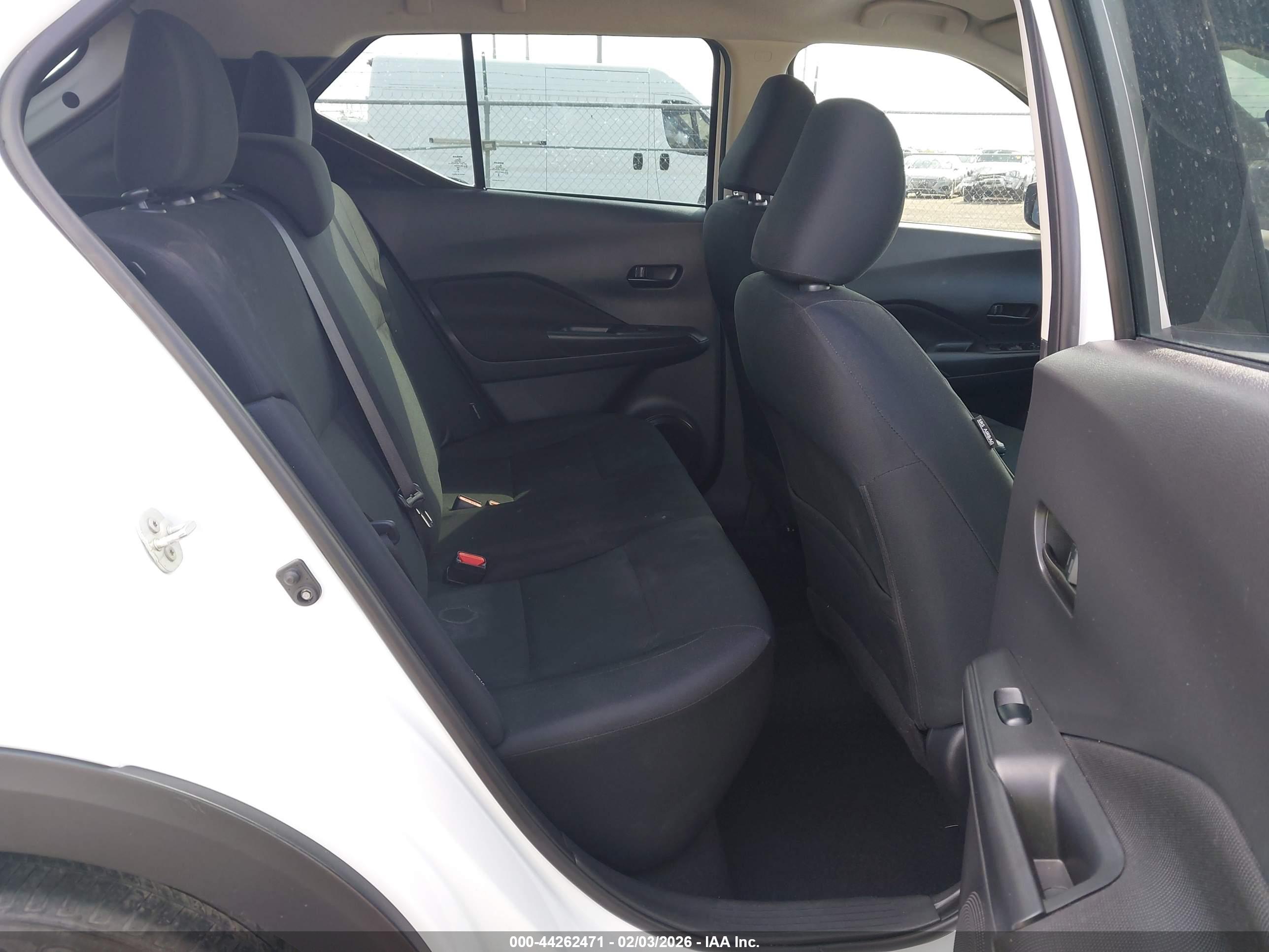 NISSAN KICKS image 8