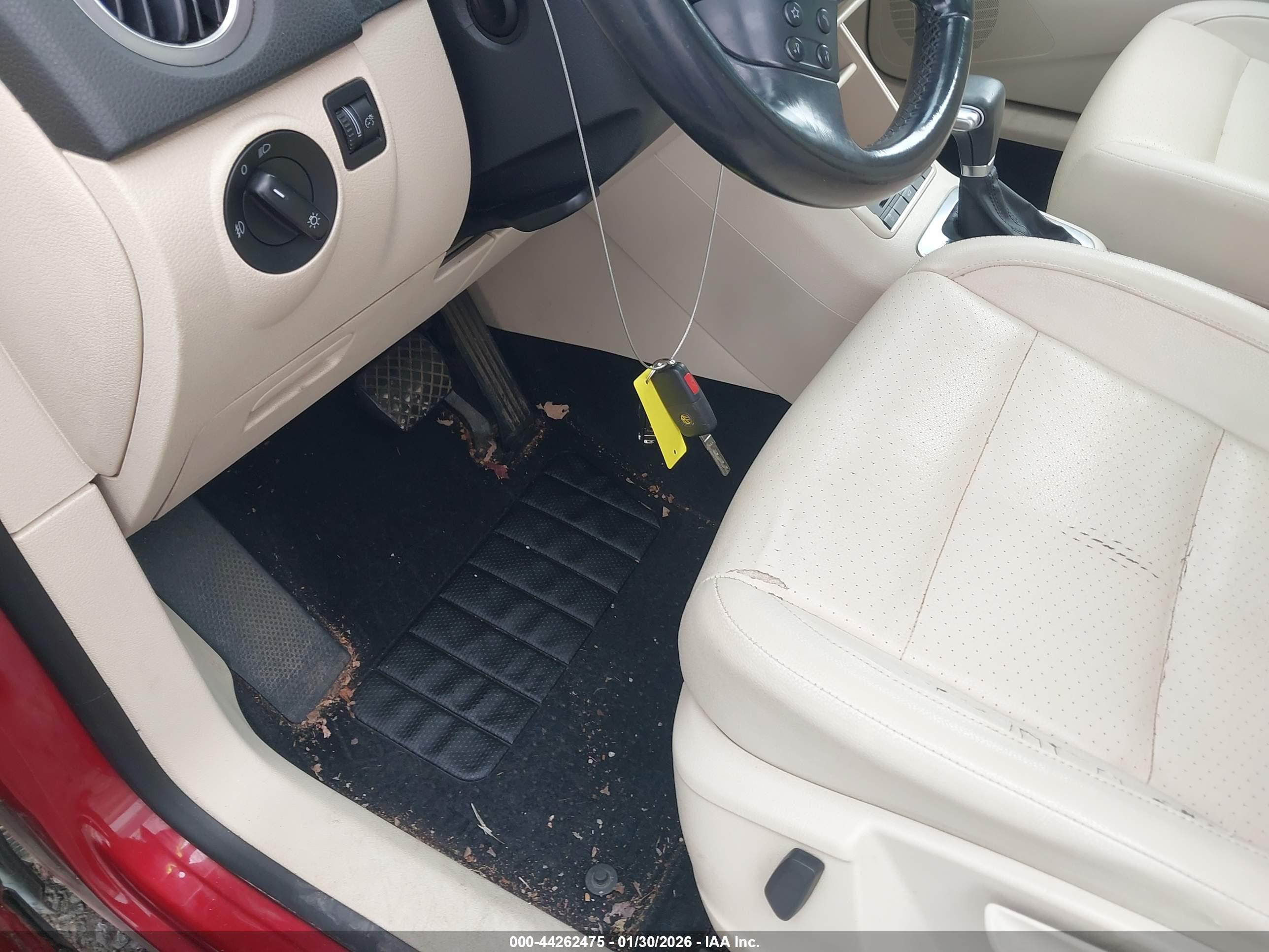 VOLKSWAGEN TIGUAN image 11