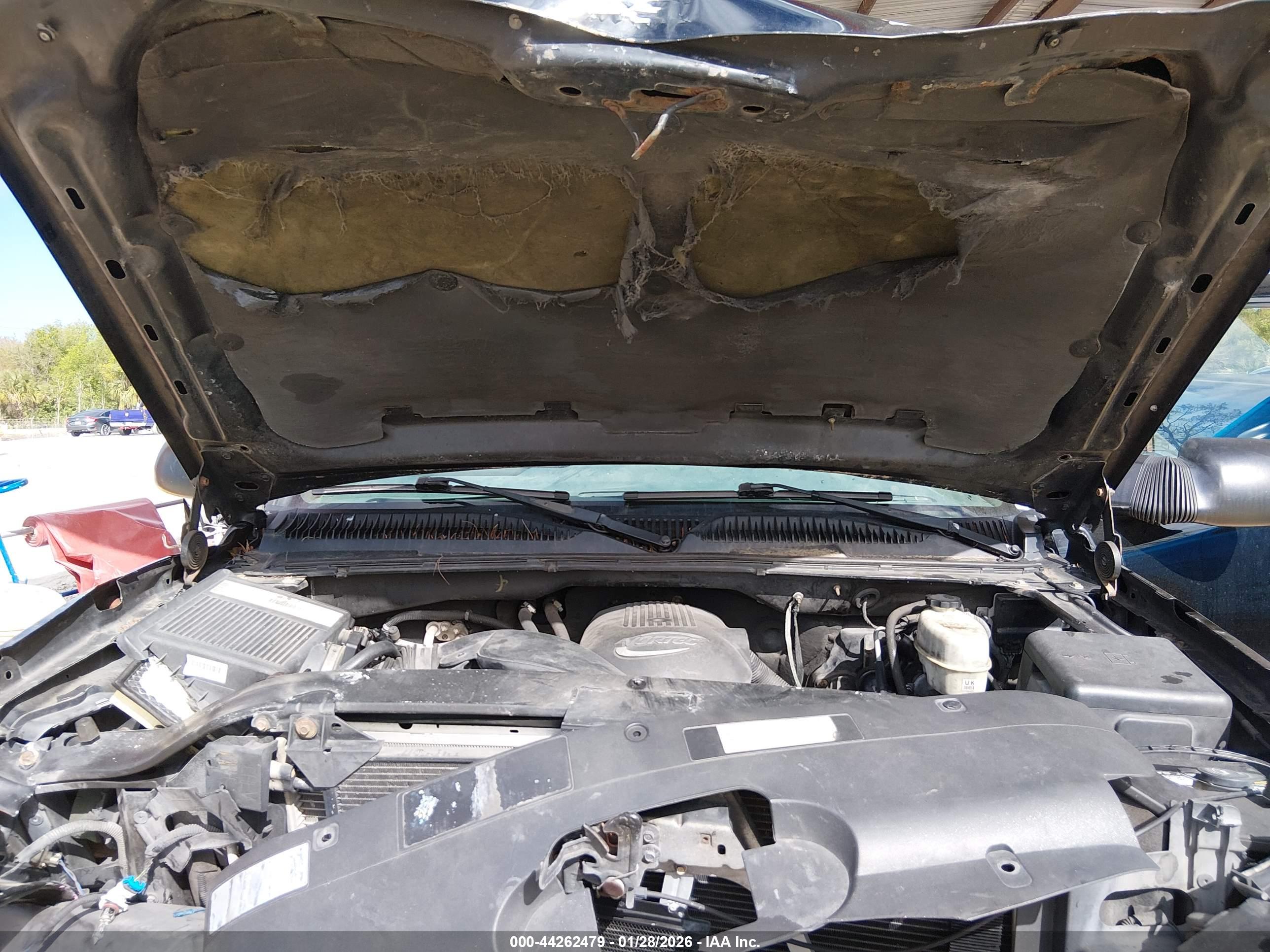 CHEVROLET SILVERADO image 10