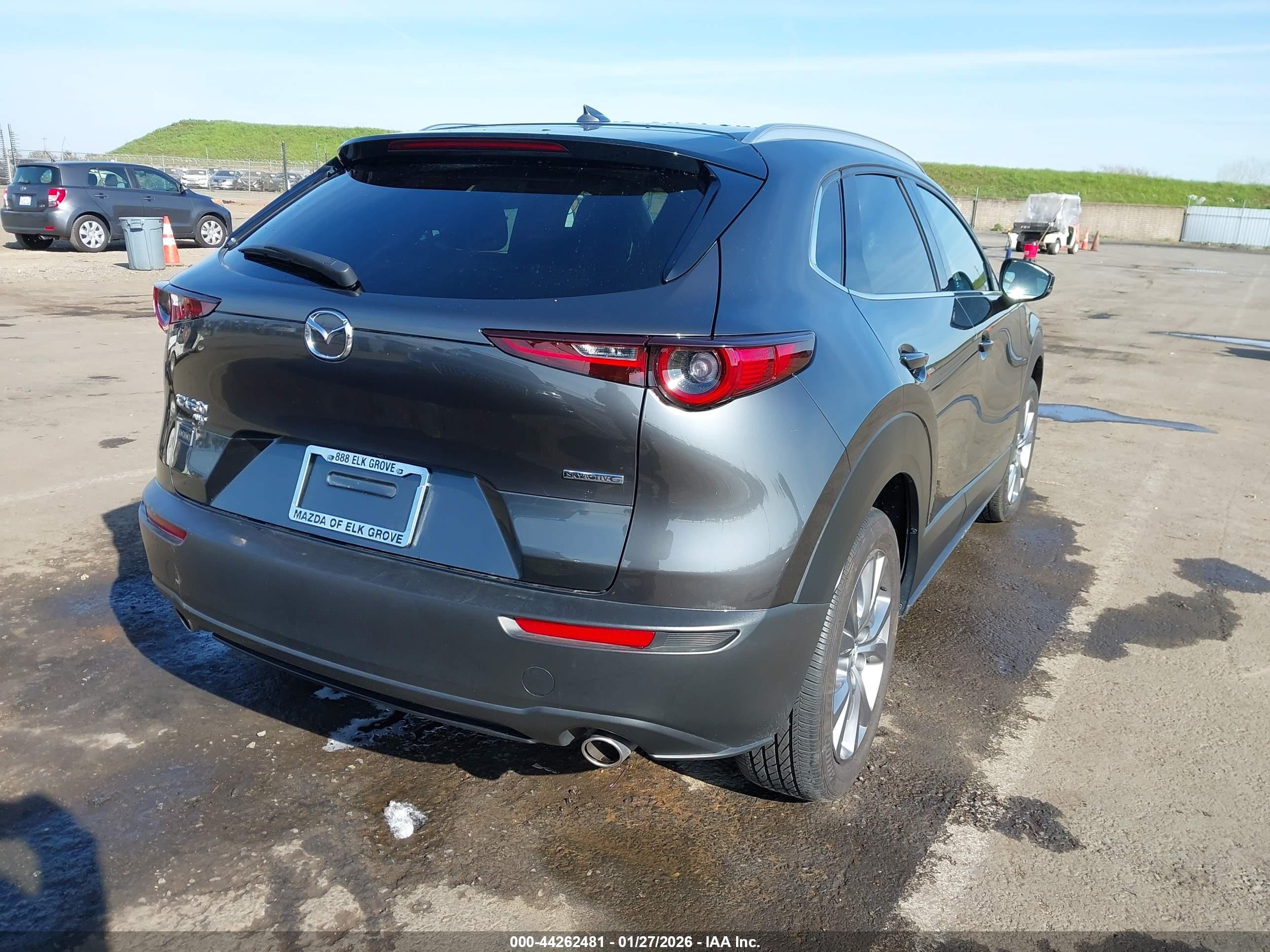 MAZDA CX-30 image 4