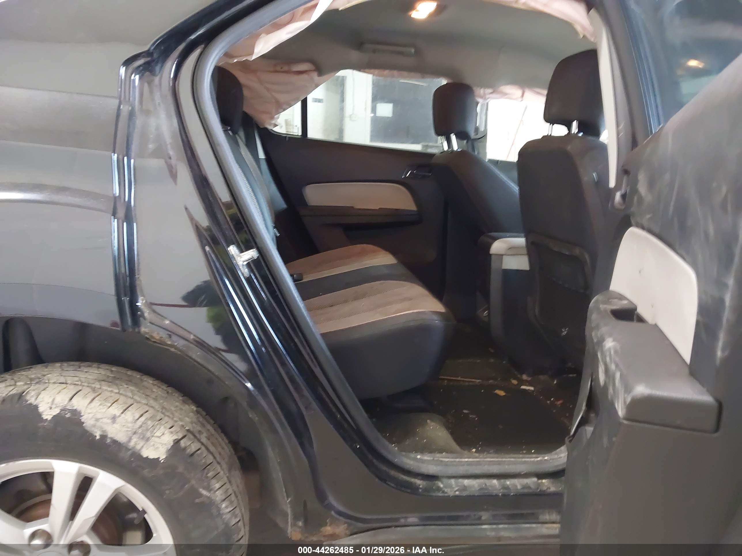 CHEVROLET EQUINOX image 8