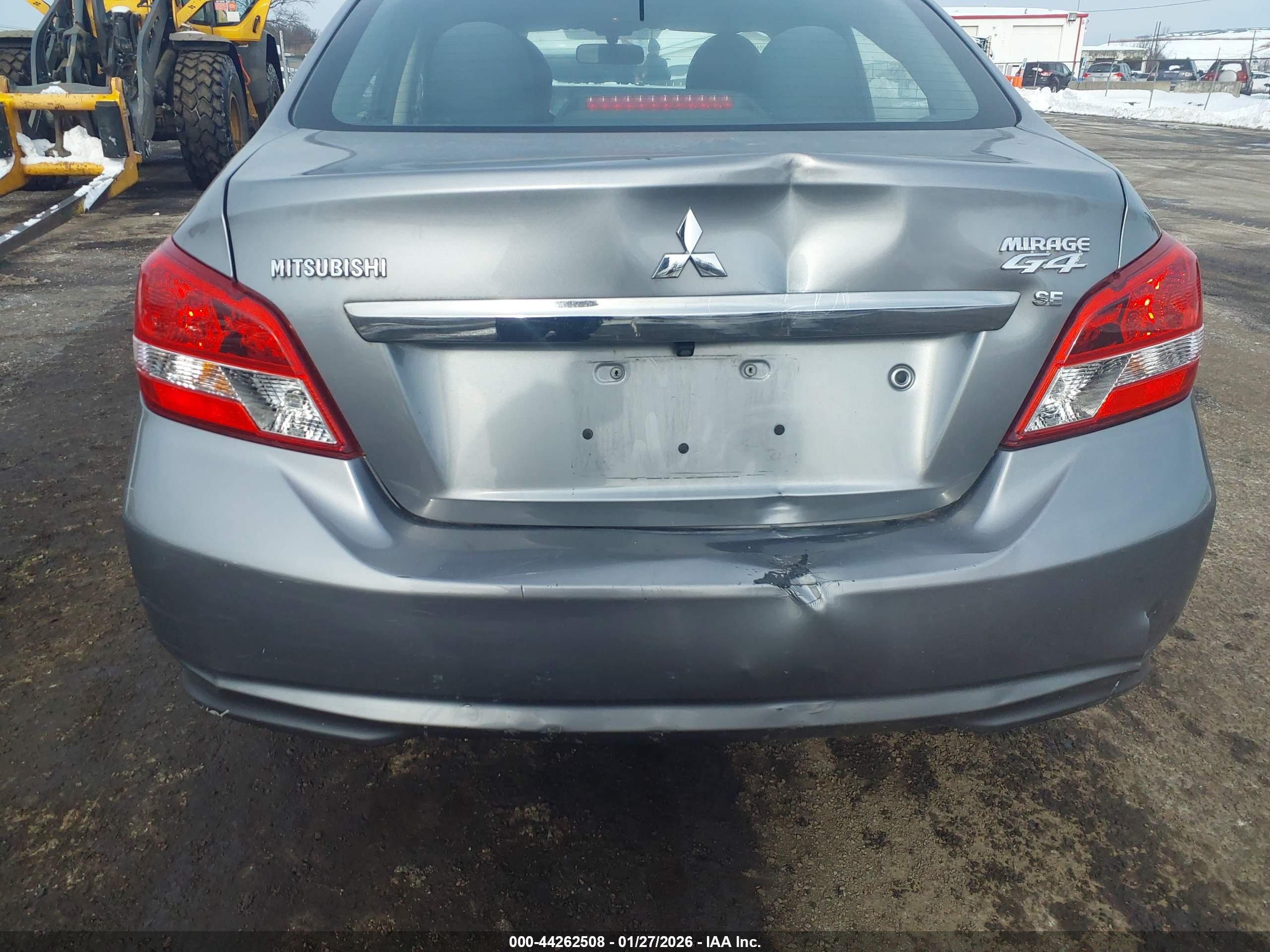 MITSUBISHI MIRAGE image 6