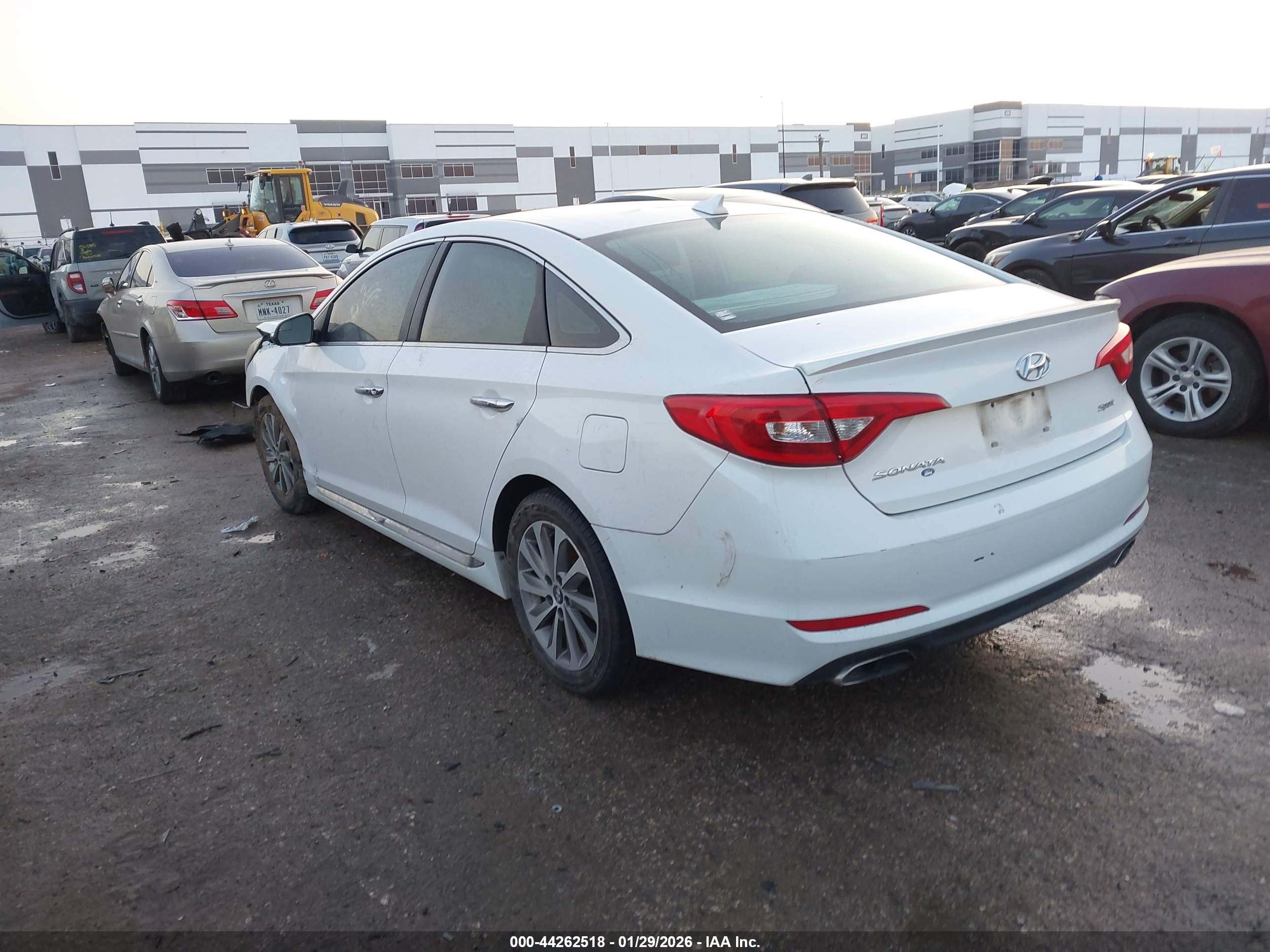 HYUNDAI SONATA image 3