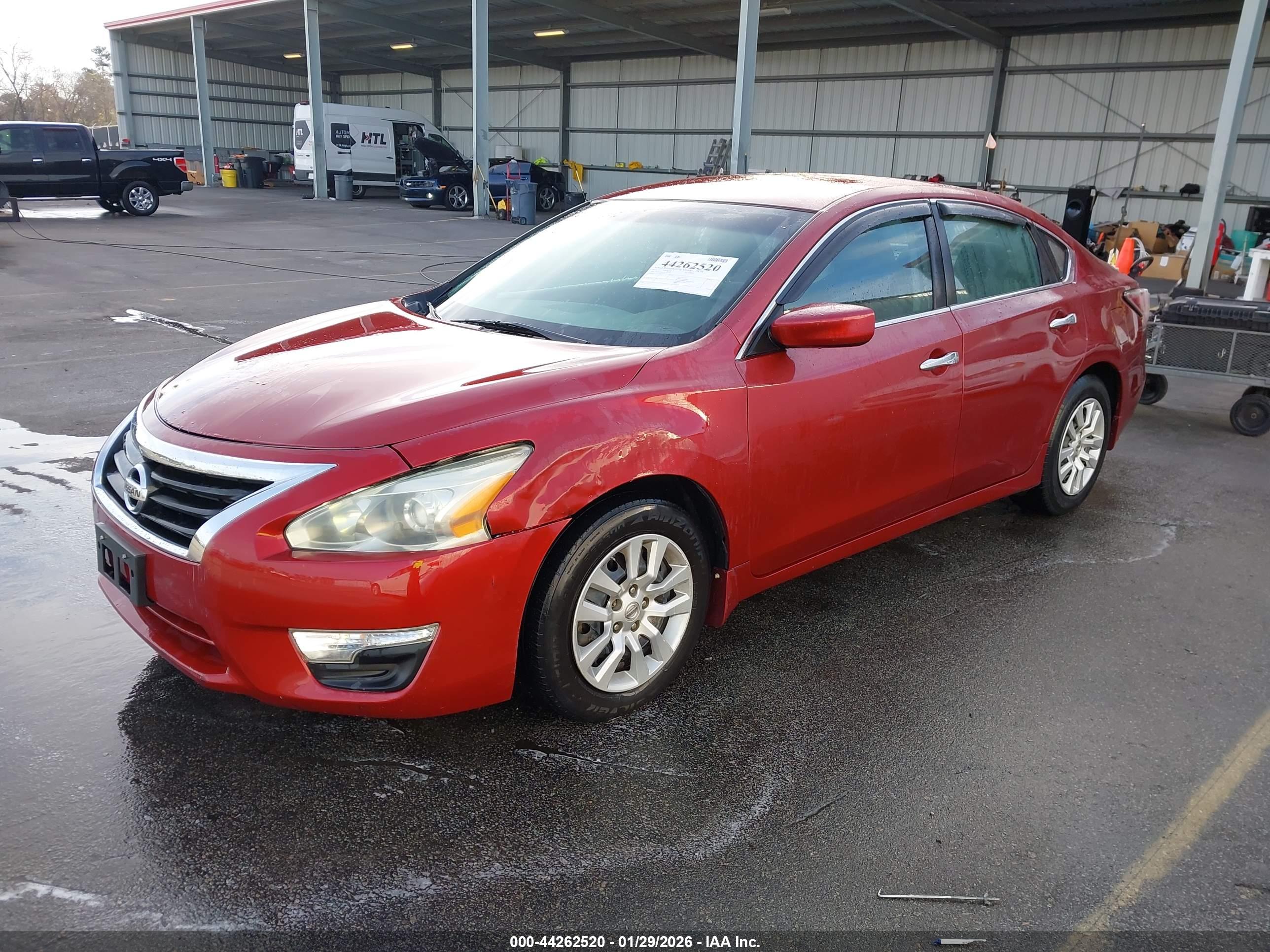 NISSAN ALTIMA image 2