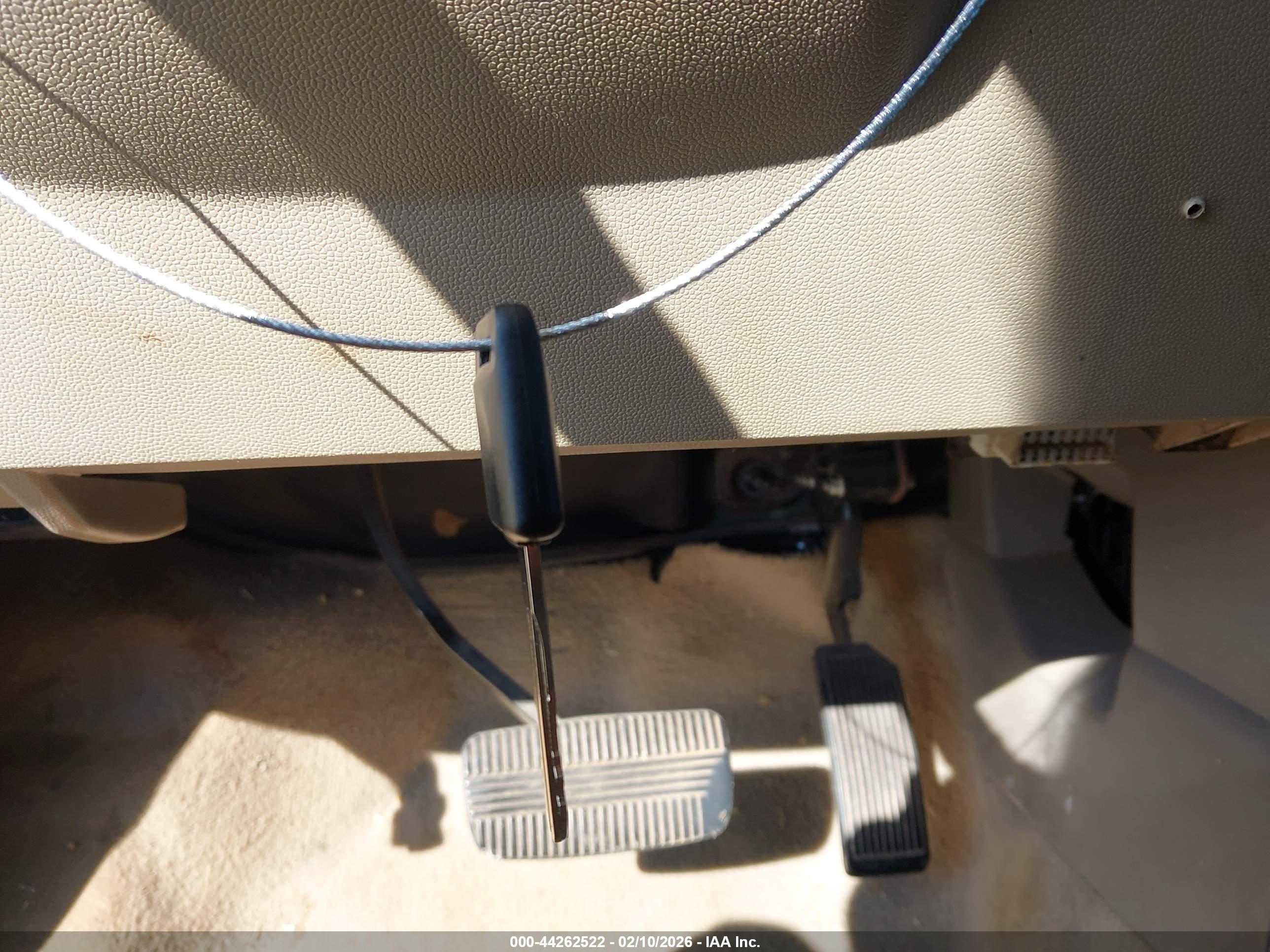 NISSAN TITAN image 11