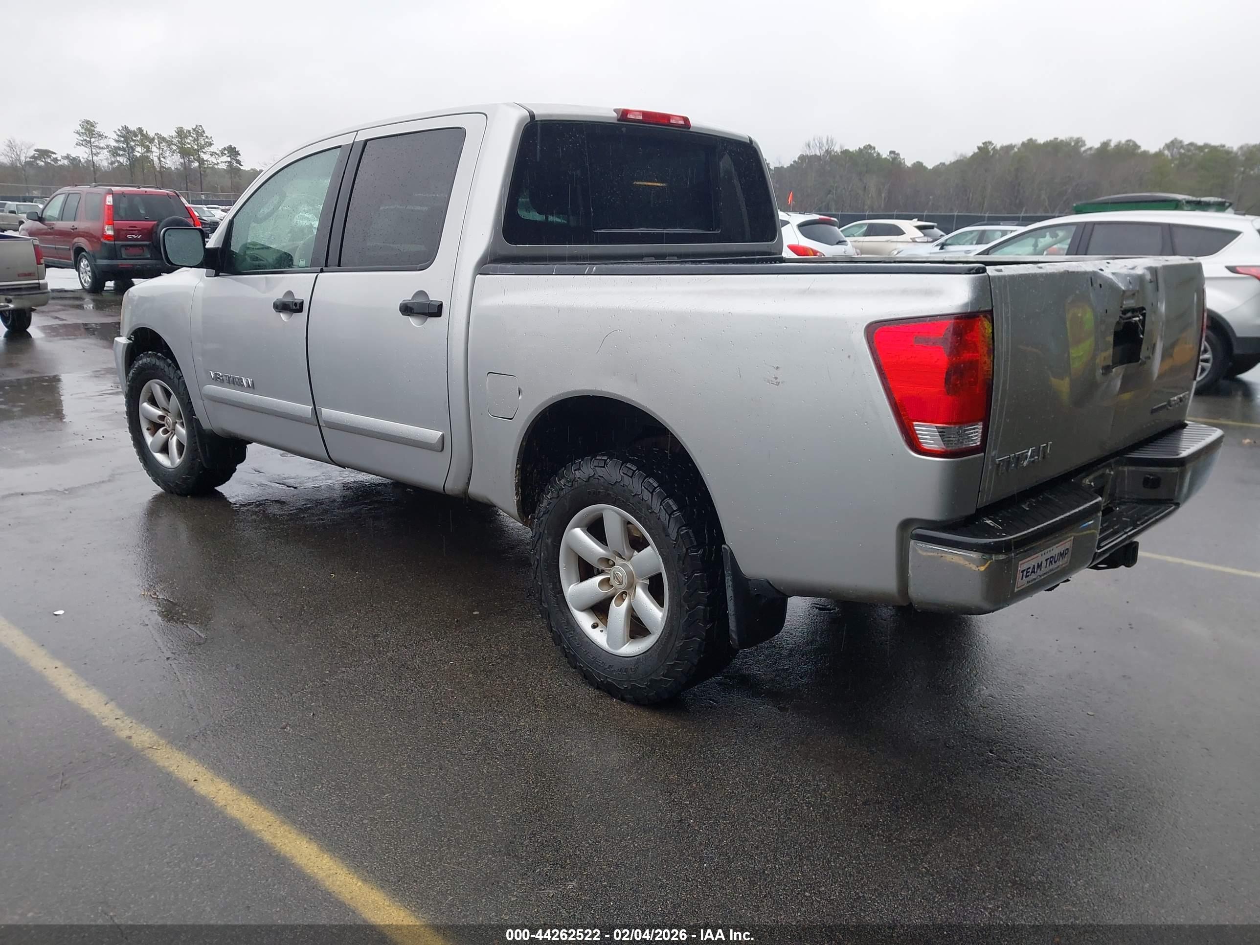 NISSAN TITAN image 3