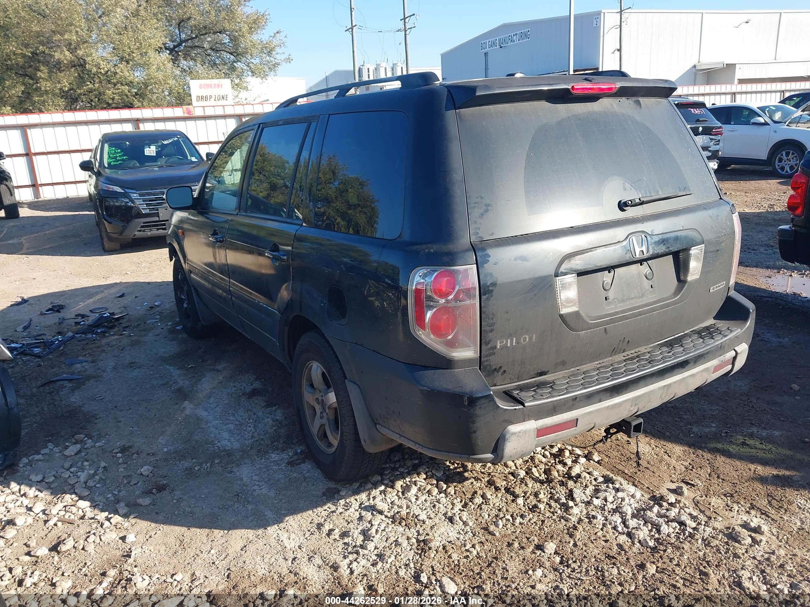 HONDA PILOT image 3