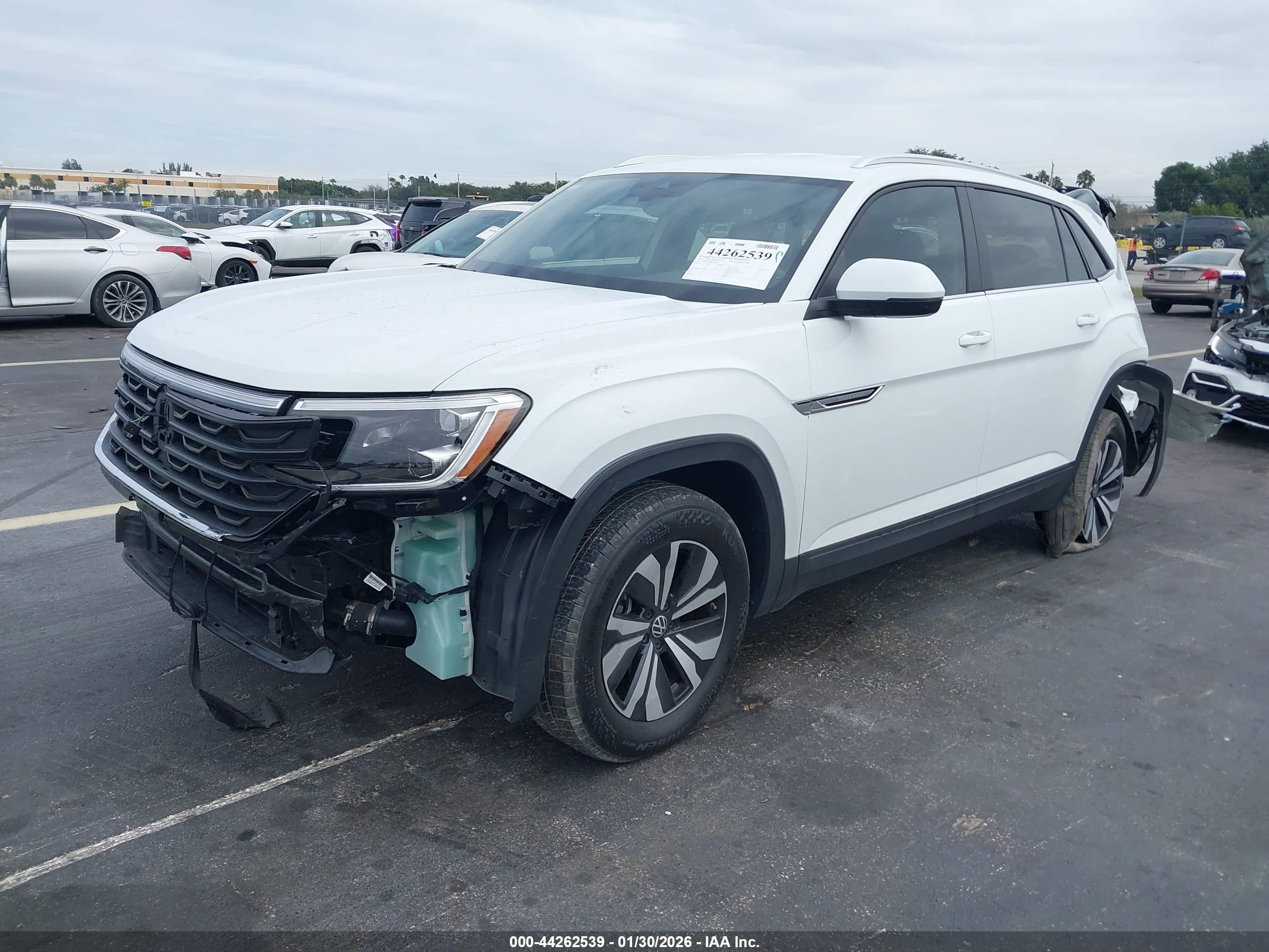 VOLKSWAGEN ATLAS image 2