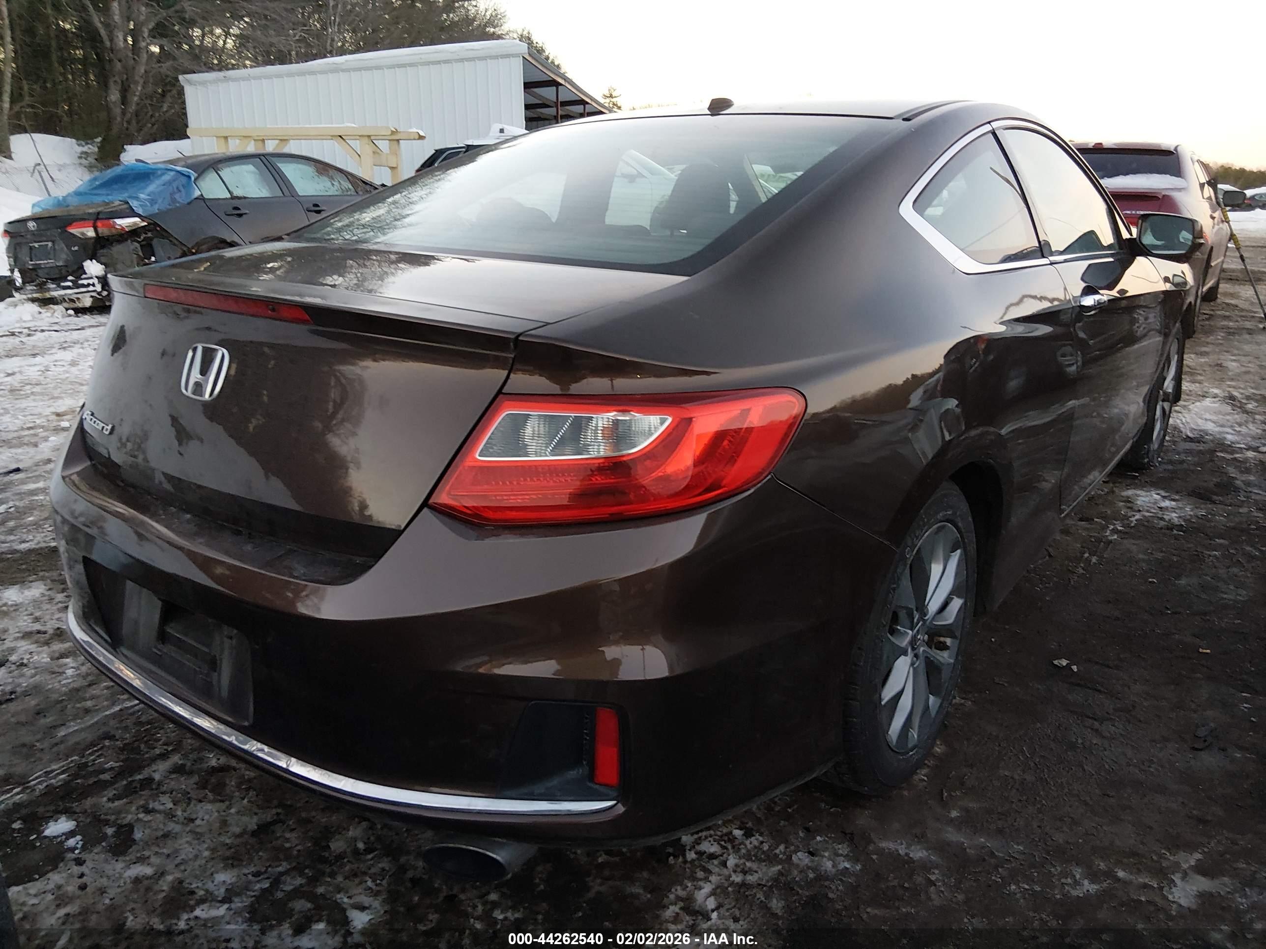 HONDA ACCORD image 4