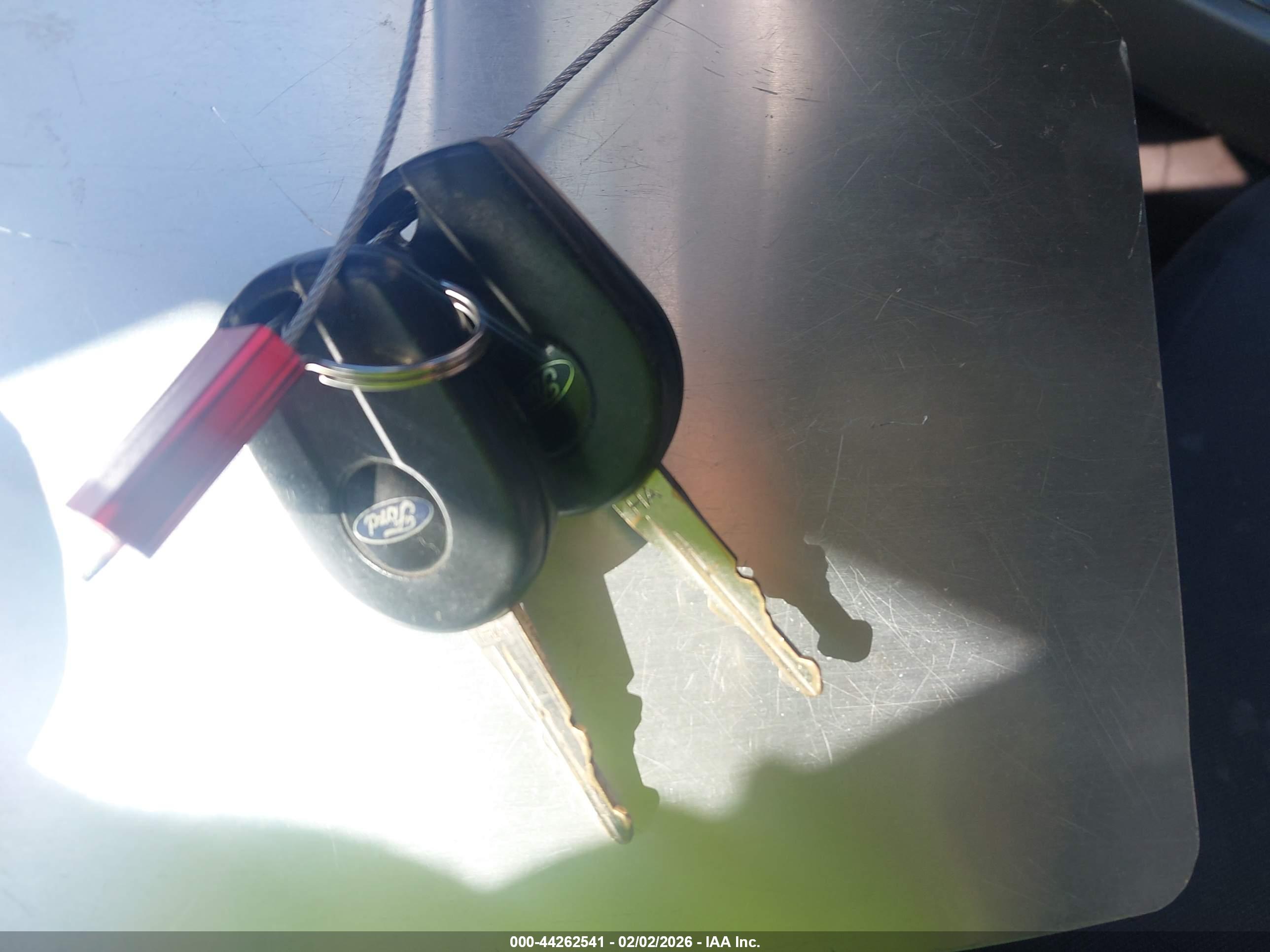 FORD ESCAPE image 11
