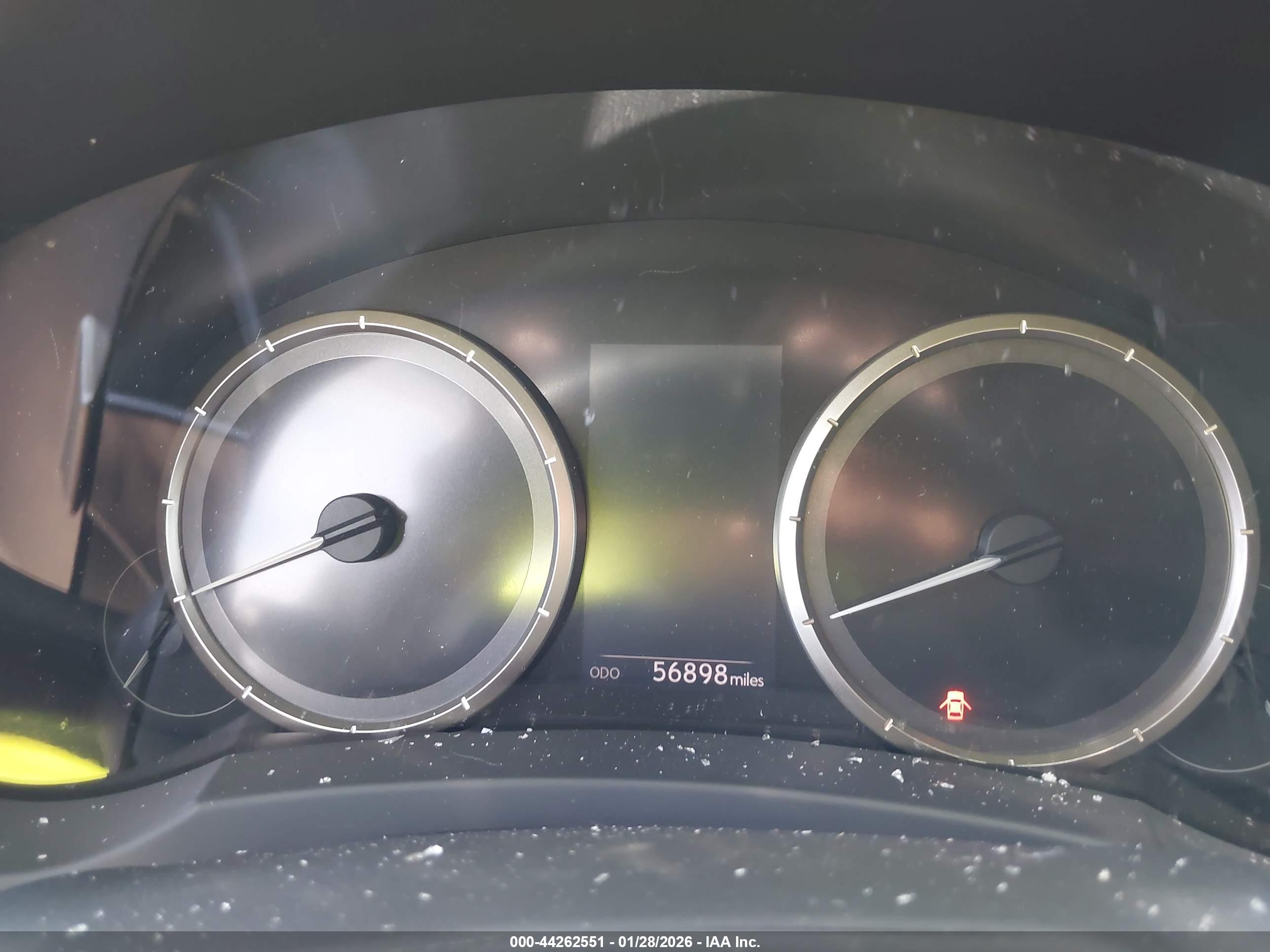 LEXUS RC image 7