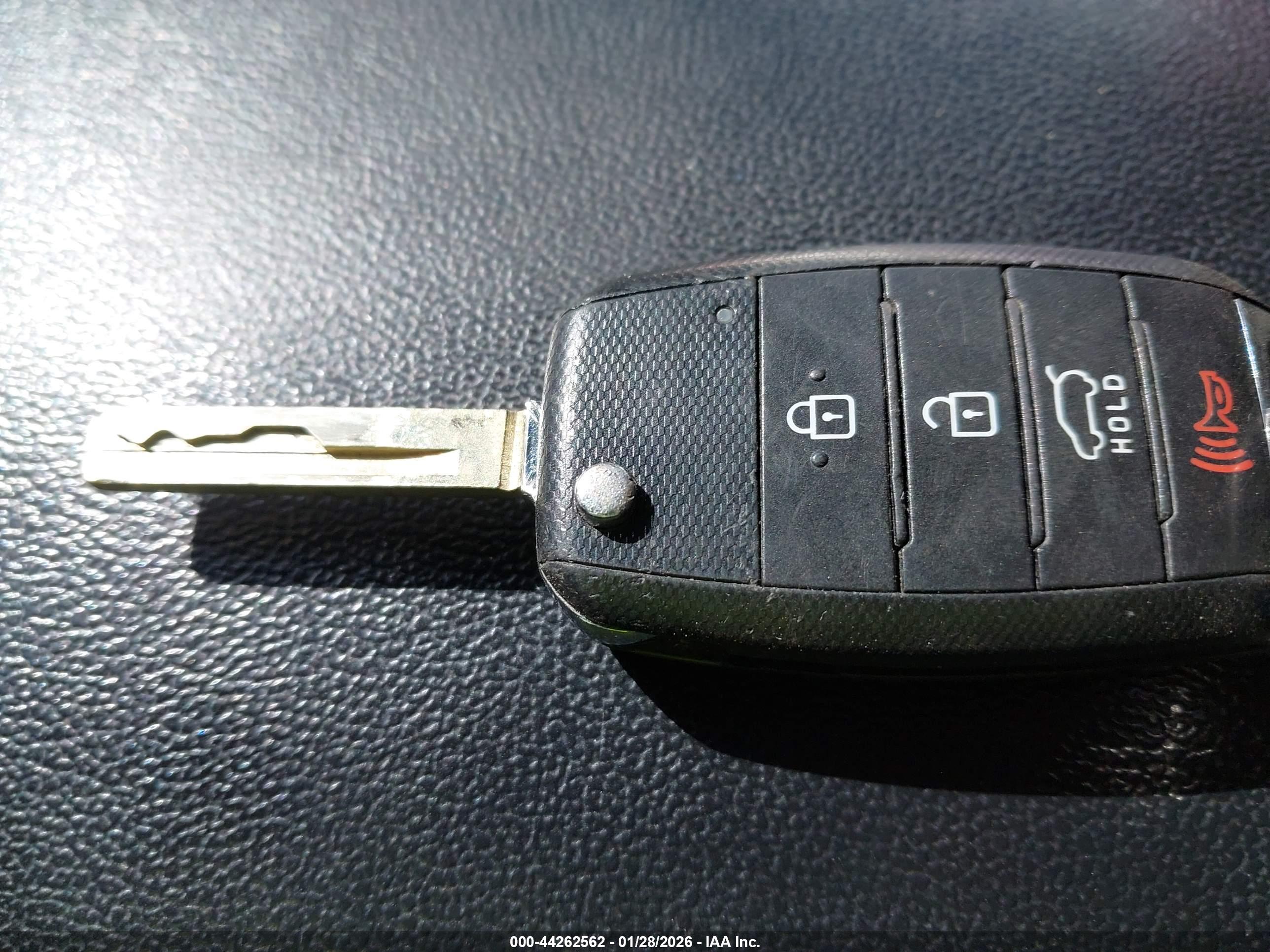 KIA SORENTO image 11