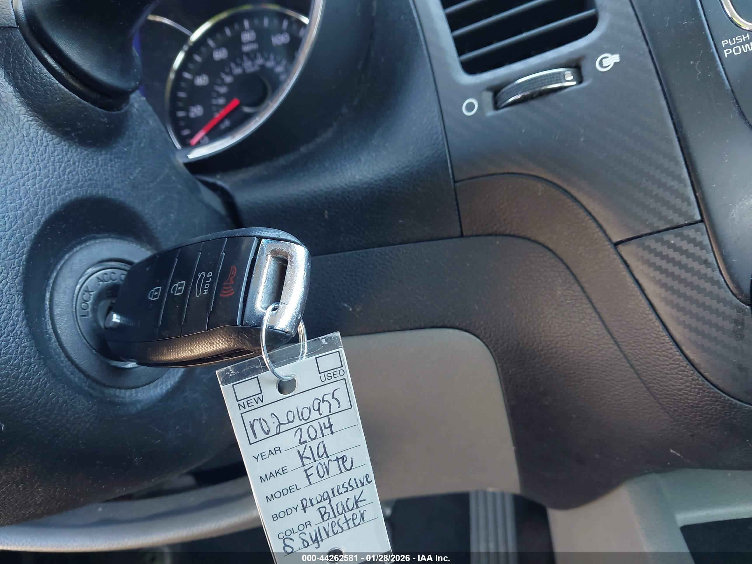 KIA FORTE image 11